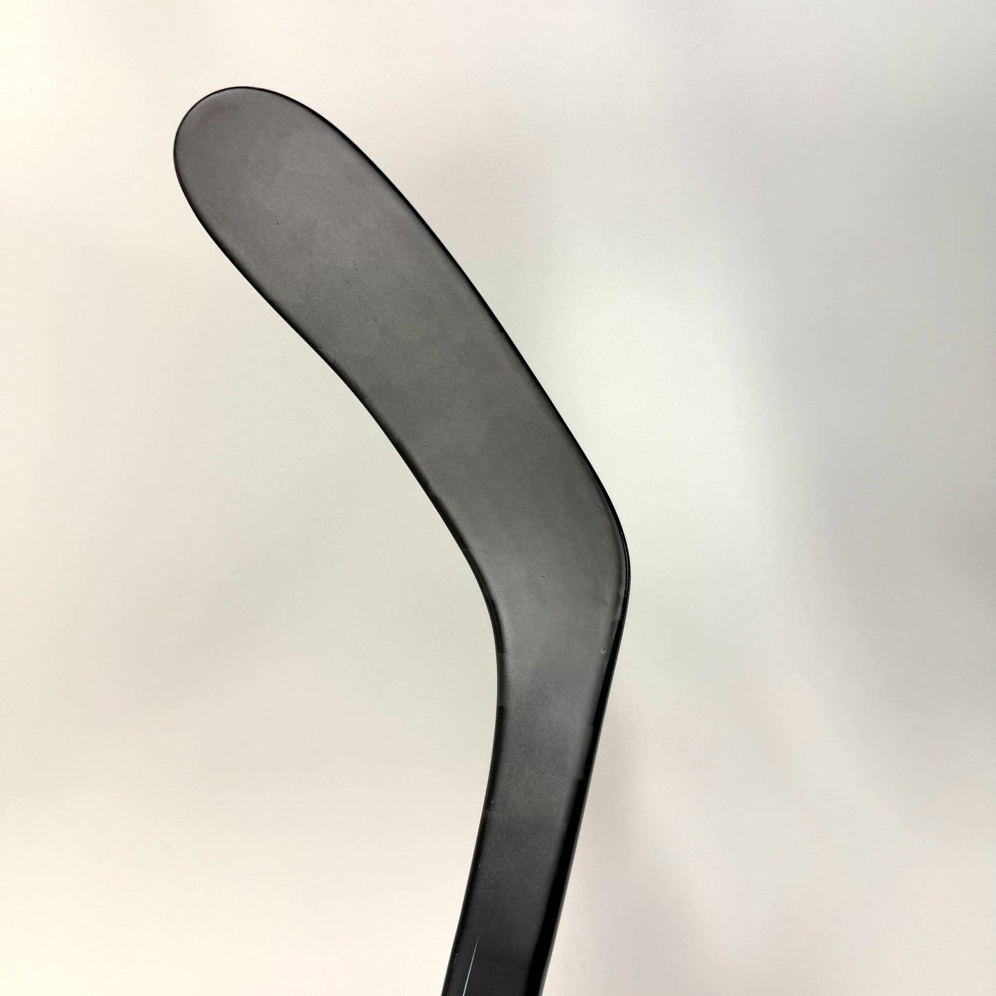 New Left CCM Vizion 2 | 100 Flex P28 Curve Grip | AB967