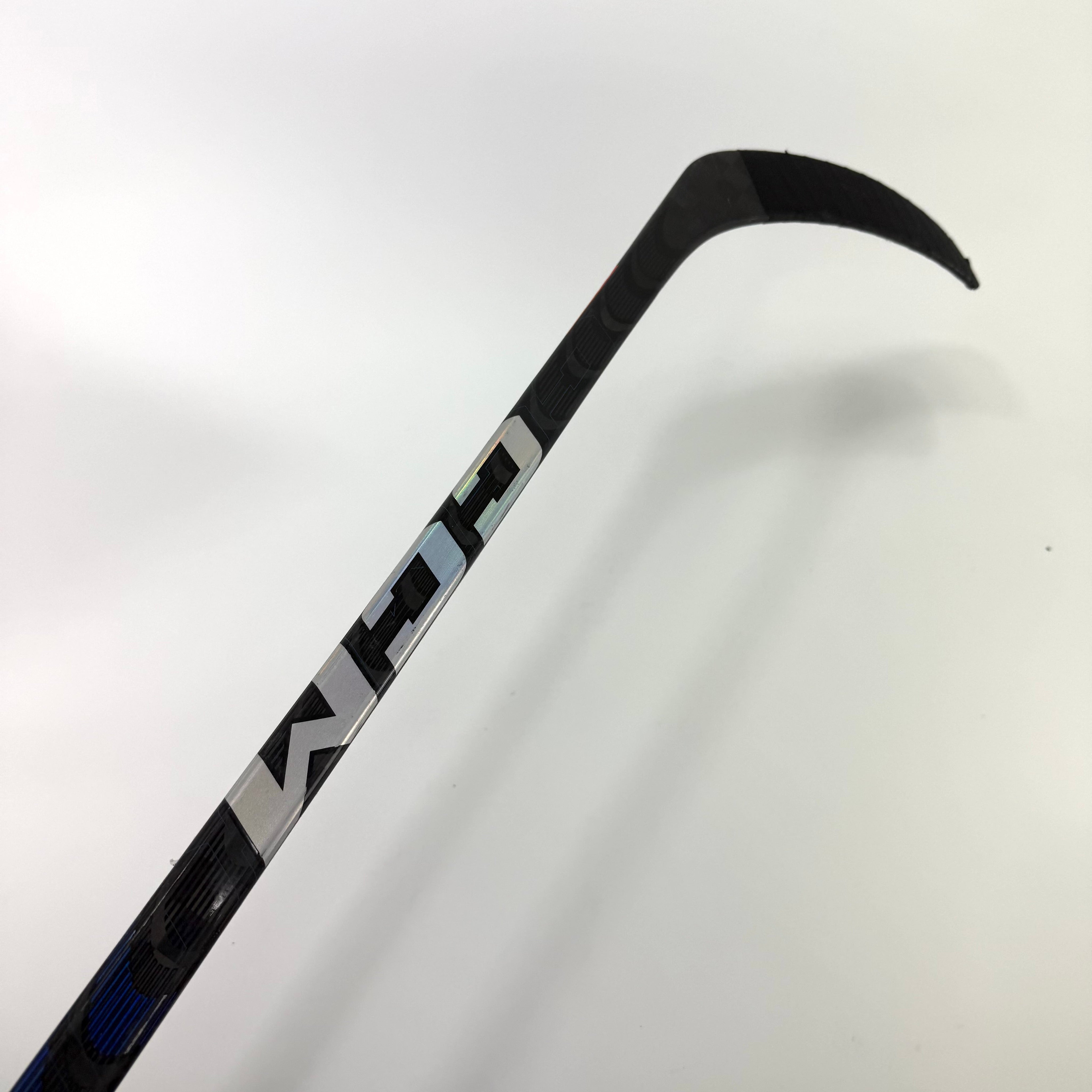 Used Left Blue CCM Jetspeed FT5 Pro | 75 Flex P90 Curve Grip | Sheary | K186 - Top Flight Hockey