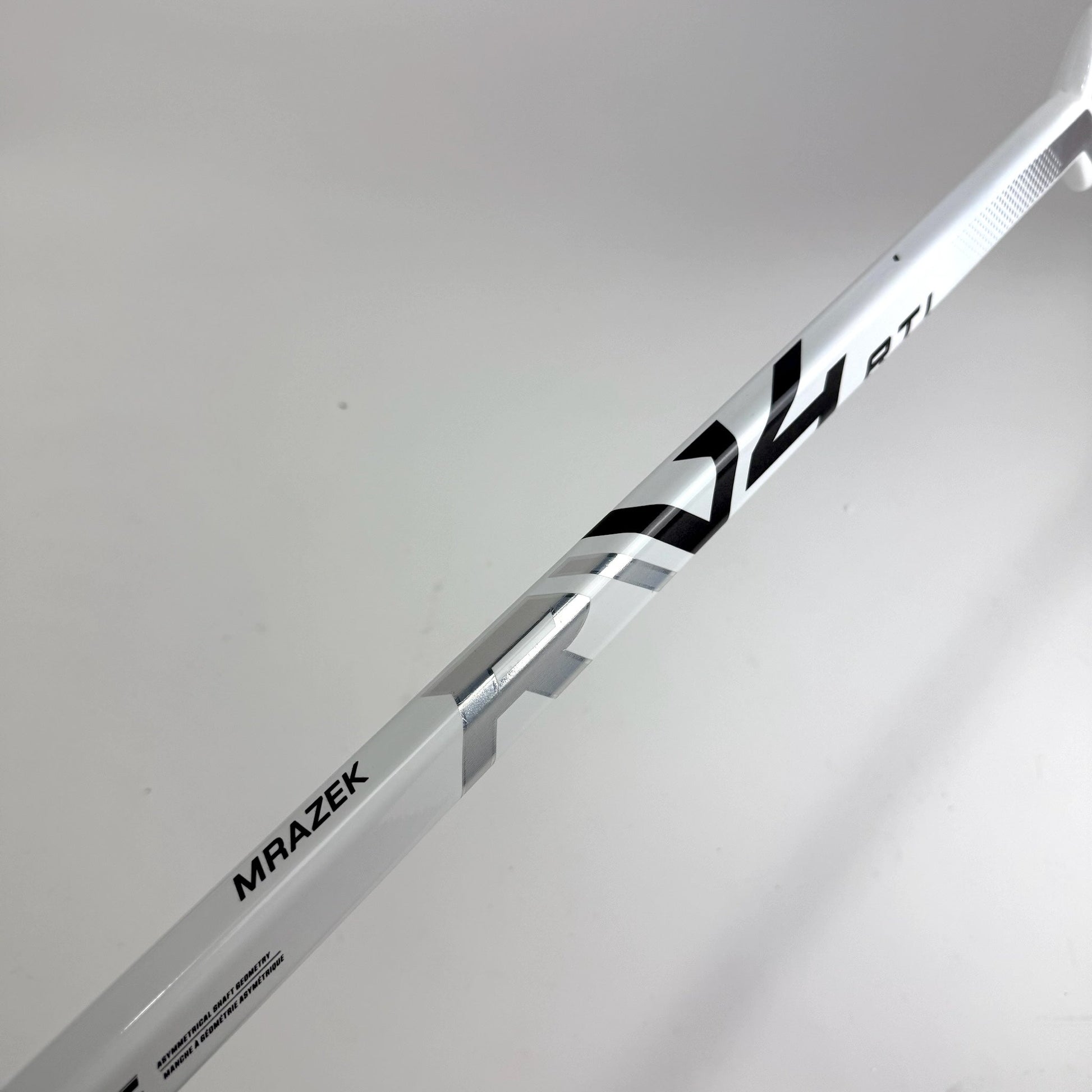 New Regular White and Red Warrior Ritual V4 | 26" Paddle Custom Curve | Mrazek | J790 - Top Flight Hockey