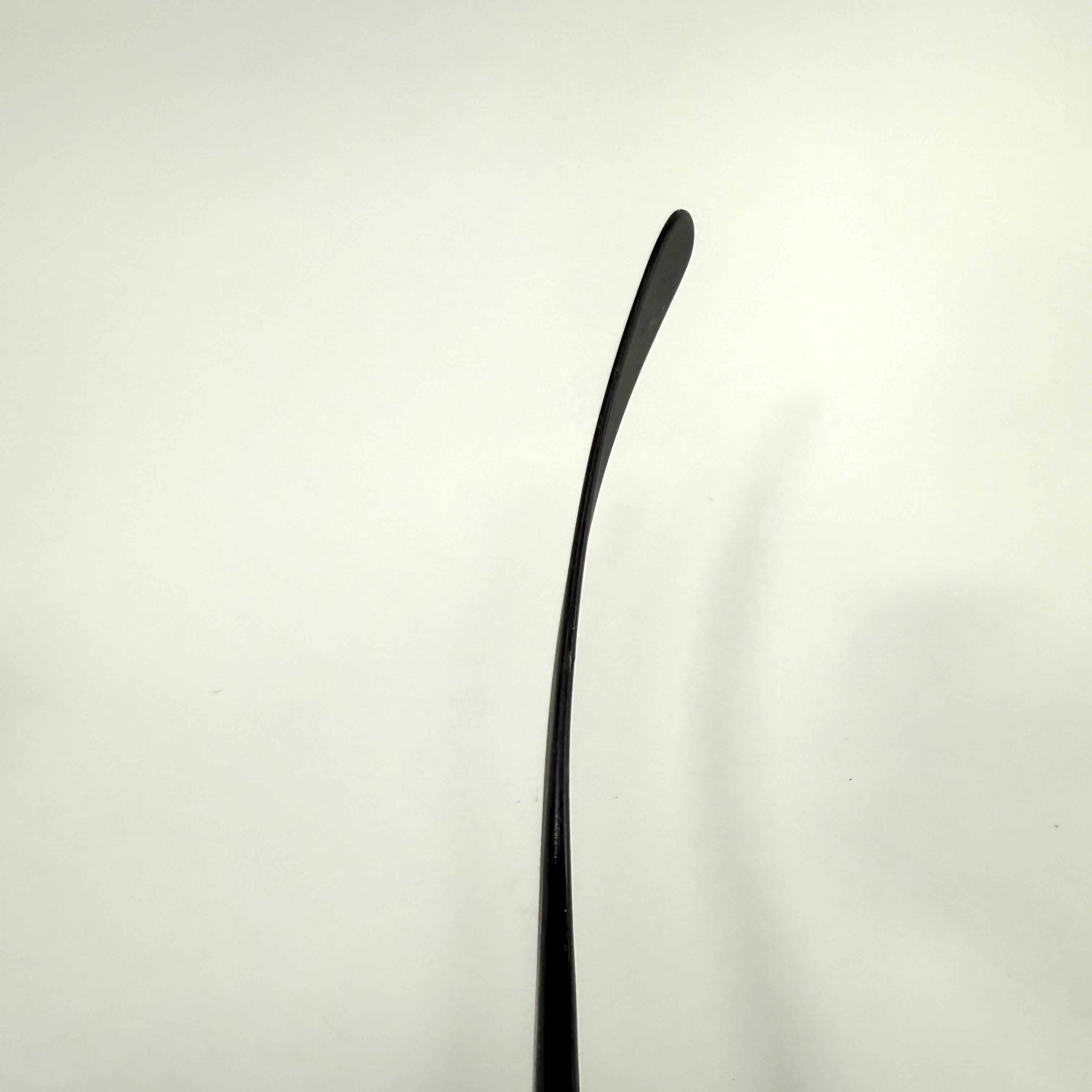 Broken Caggiula Bauer Supreme 2S Pro | CH25