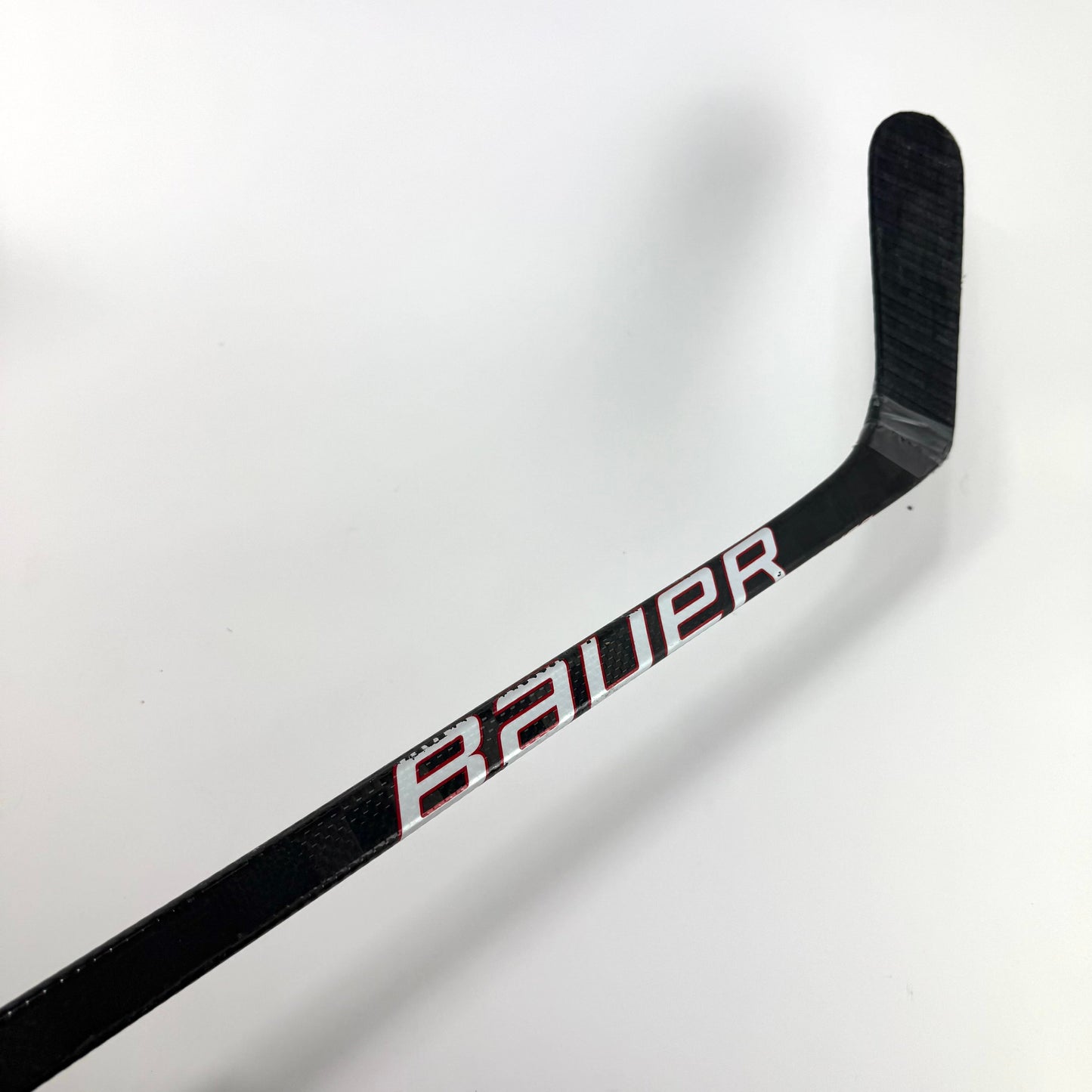 Broken McCabe Bauer Nexus Geo | CH27 - Top Flight Hockey