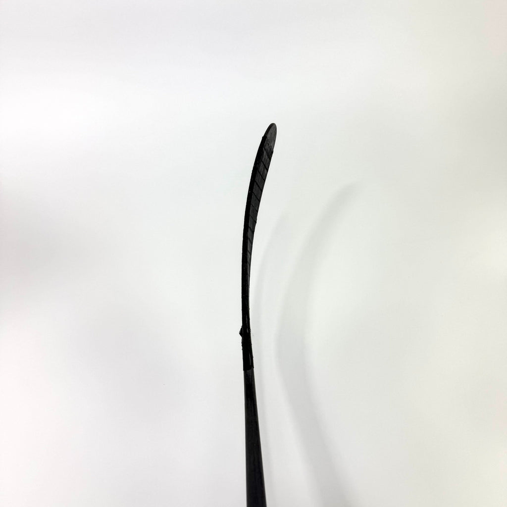 Used Left Black Bauer Vapor Hyperlite 2 | 107 Flex P92M Curve Grip | A486 - Top Flight Hockey