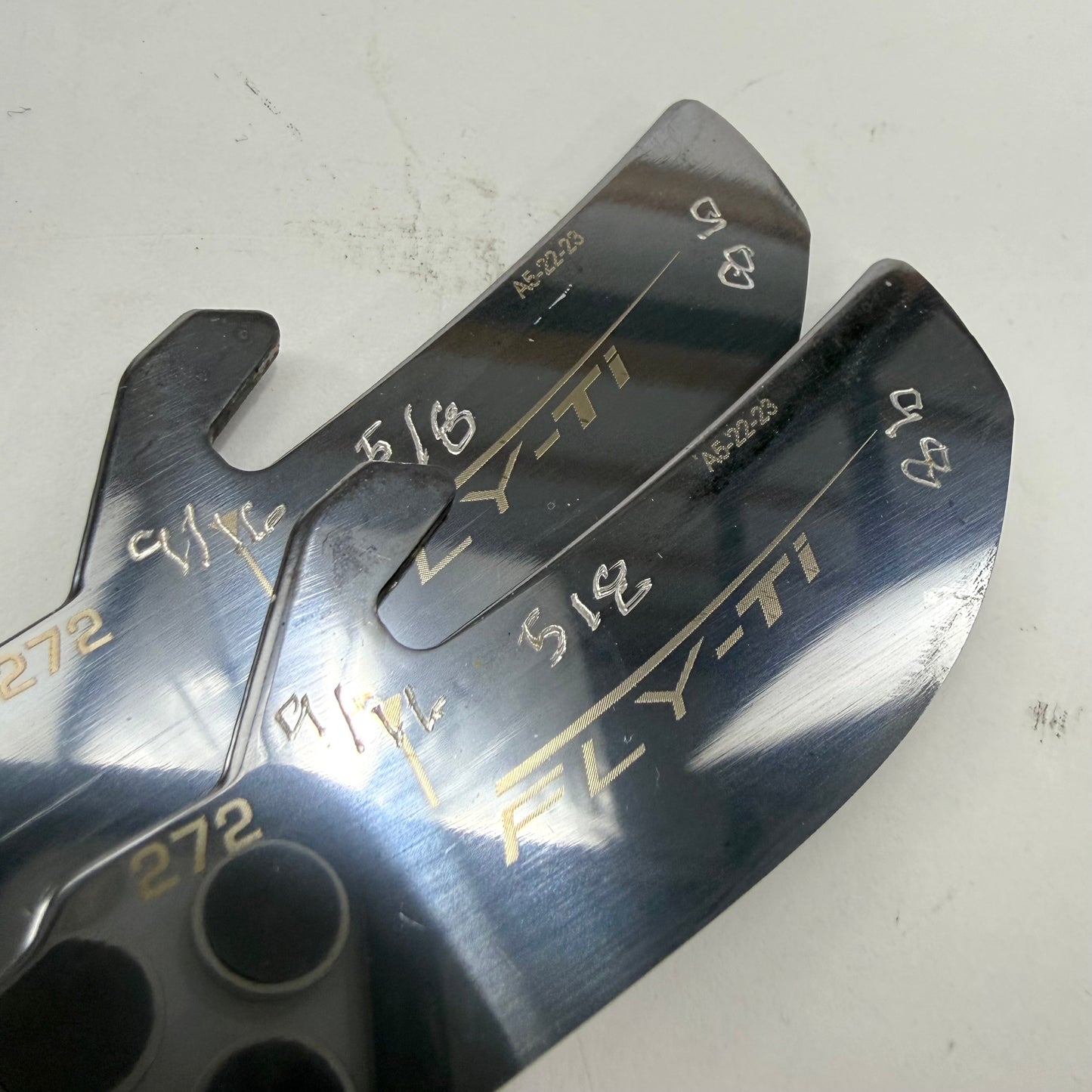 Used Bauer Fly-Ti Steel | 272mm | Chicago Blackhawks Connor Bedard #98 | BH360