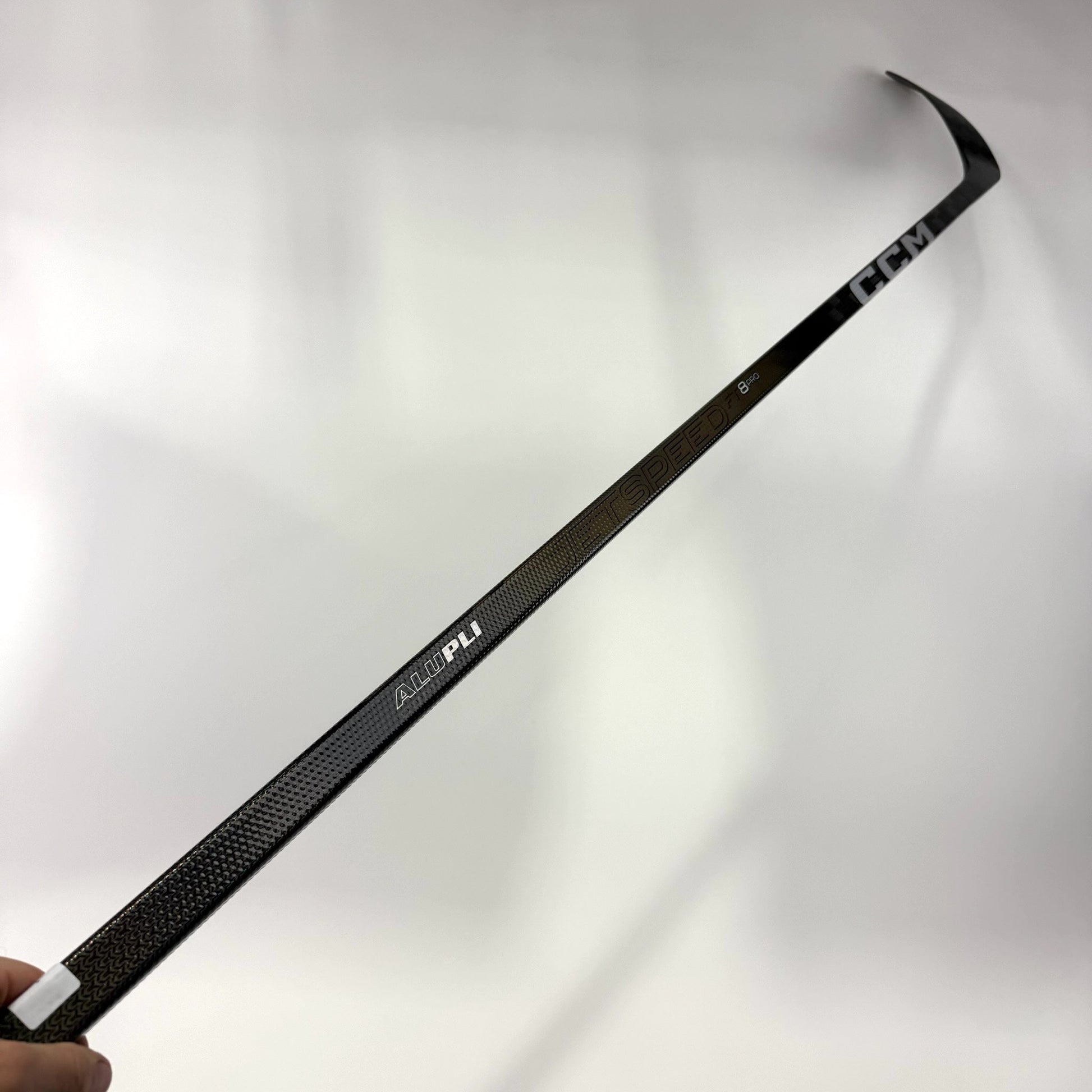 New Right Black CCM Jetspeed FT8 Pro | 95 Flex P92M Curve Grip | J190 - Top Flight Hockey