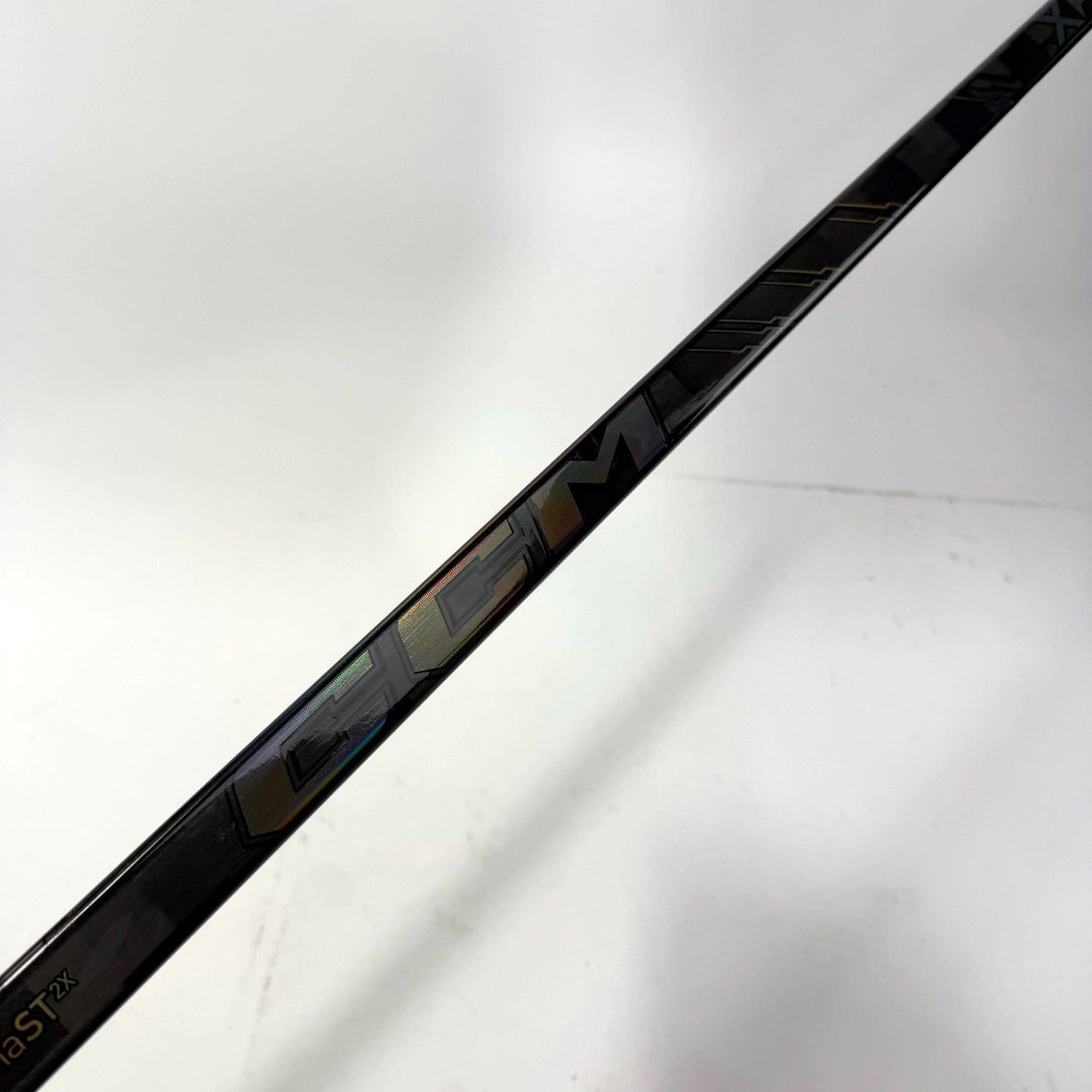 New Right CCM Tacks XF Ghost | 65 Flex P92 Curve Non Grip | J226 - Top Flight Hockey
