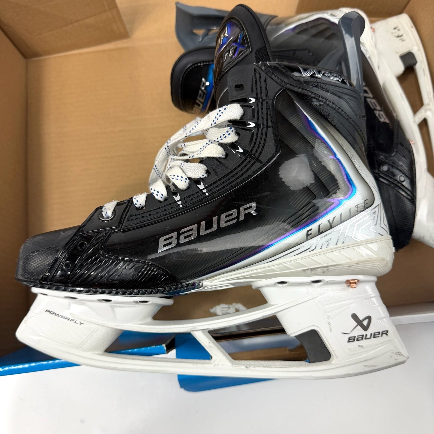 Lightly Used Bauer Vapor Flylite Skates | Size 8.5 Fit 2 | AB712