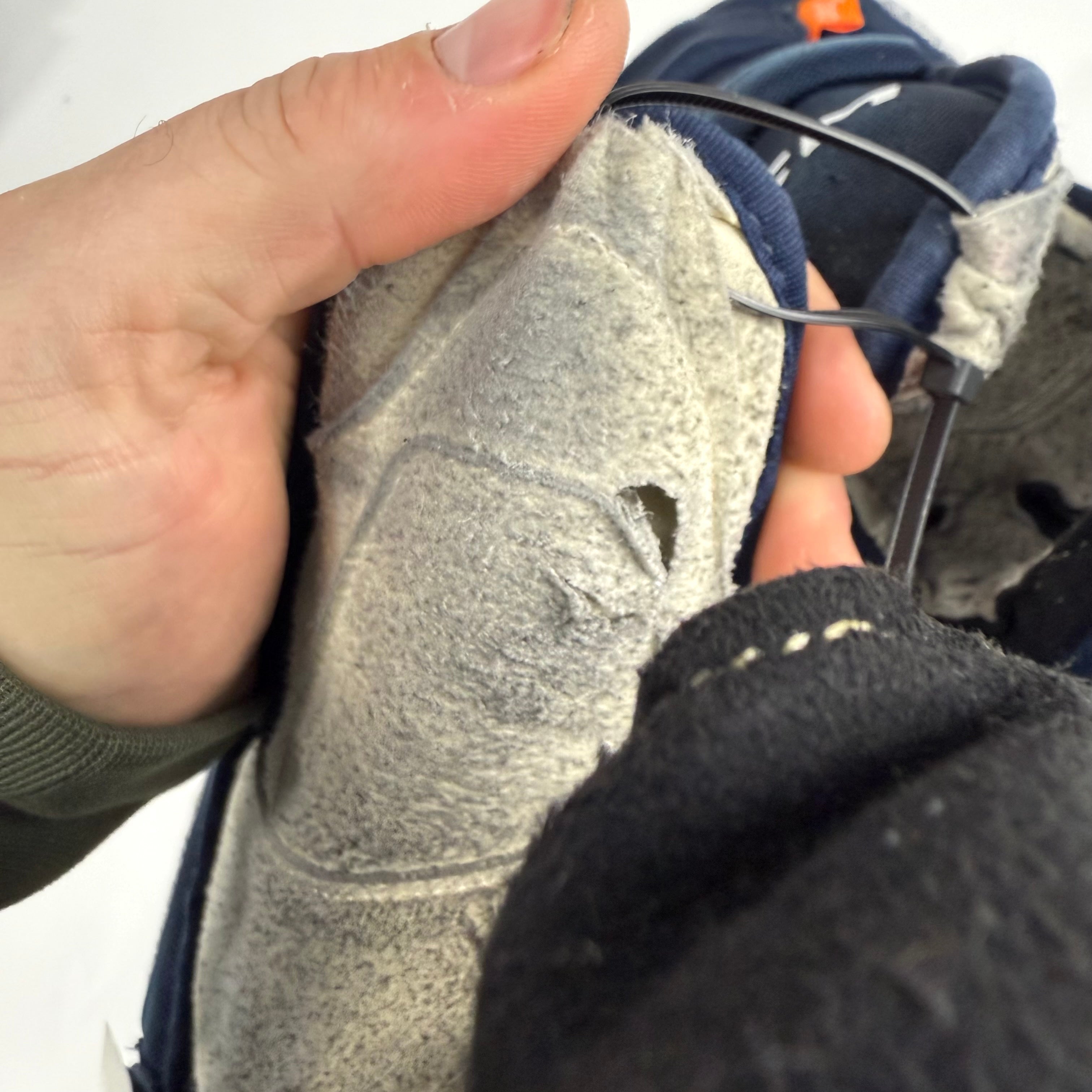 Used Navy CCM Tacks Pro Gloves | 14" | D364