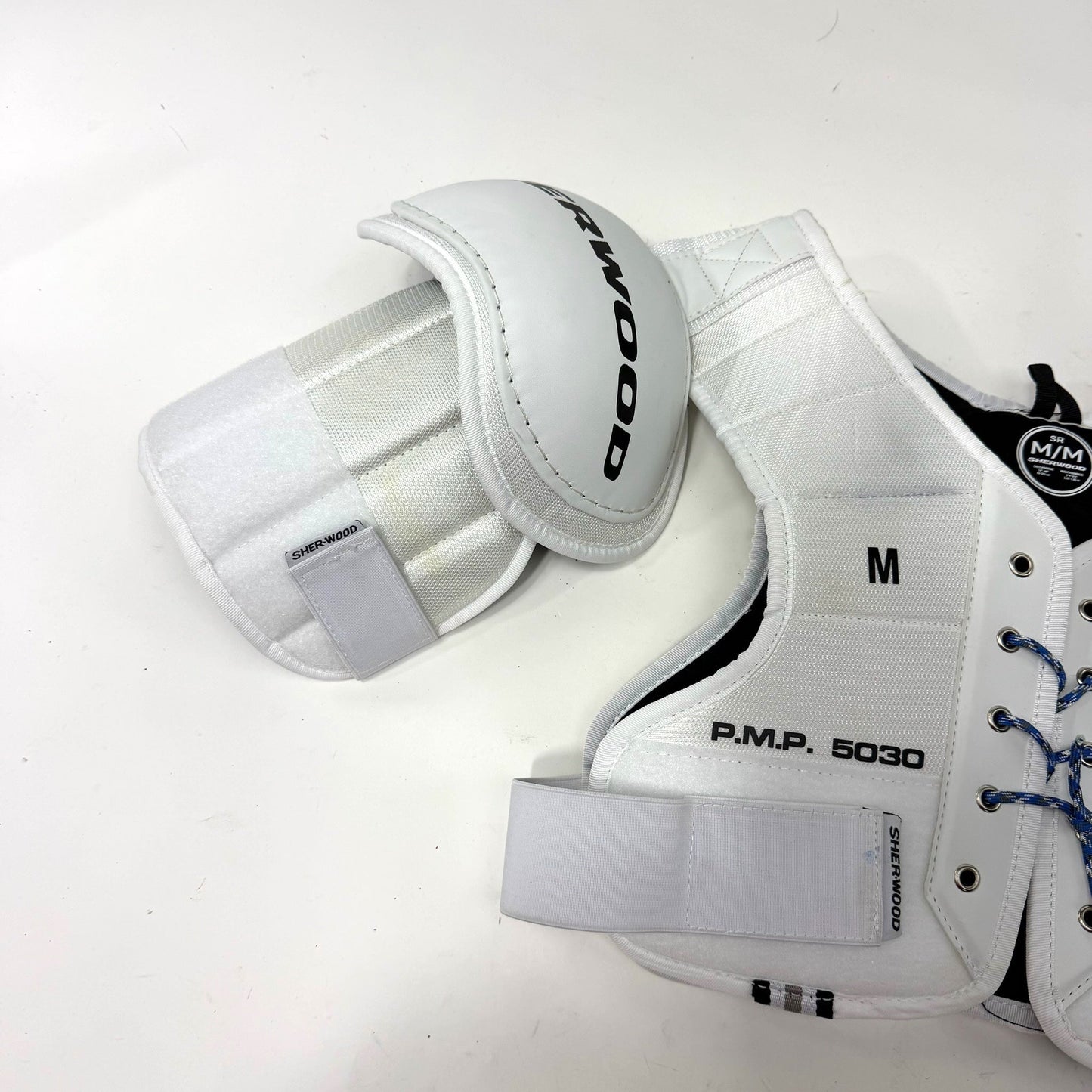 New Sherwood Feather Lite 5030 Shoulder Pads | Senior Medium | AB681