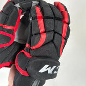 Brand New Chicago Blackhawks CCM HG12XP Gloves 15"