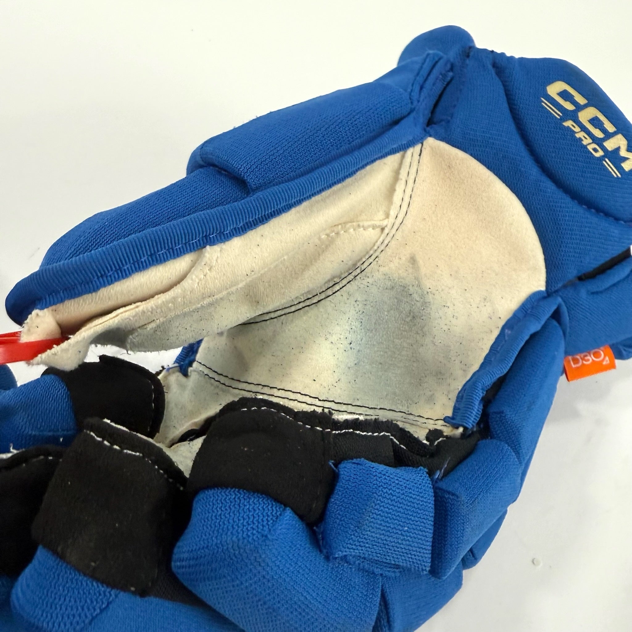 Used STL Blues Winter Classic CCM Jetspeed Pro Gloves | 14" | D108 - Top Flight Hockey