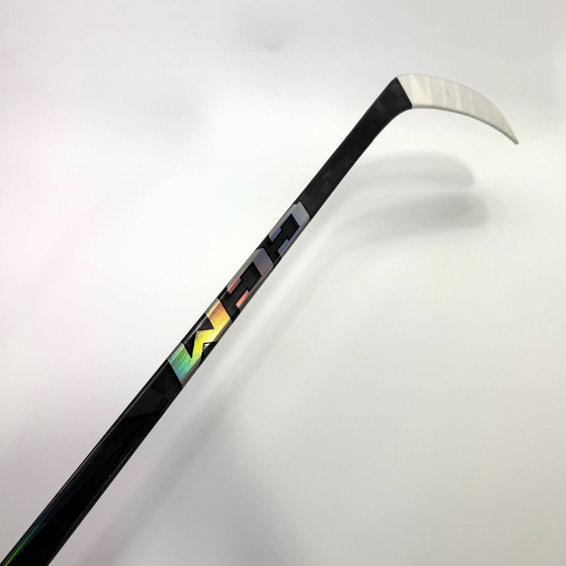 Used Left Black CCM Jetspeed FT7 Pro | 80 Flex P28 Curve Grip | BH423 - Top Flight Hockey