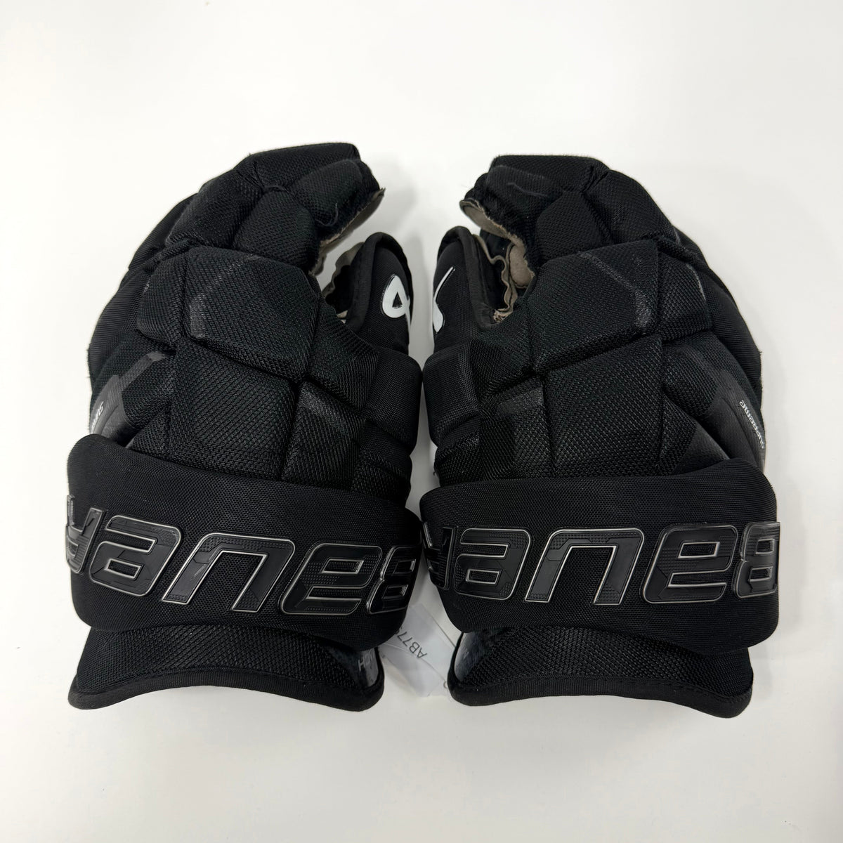 Used Black Bauer Supreme Mach Gloves | 14" | AB779