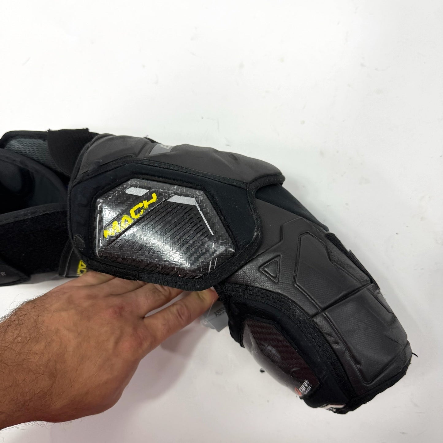Used Bauer Supreme Mach Elbow Pads | Senior Medium | AB538
