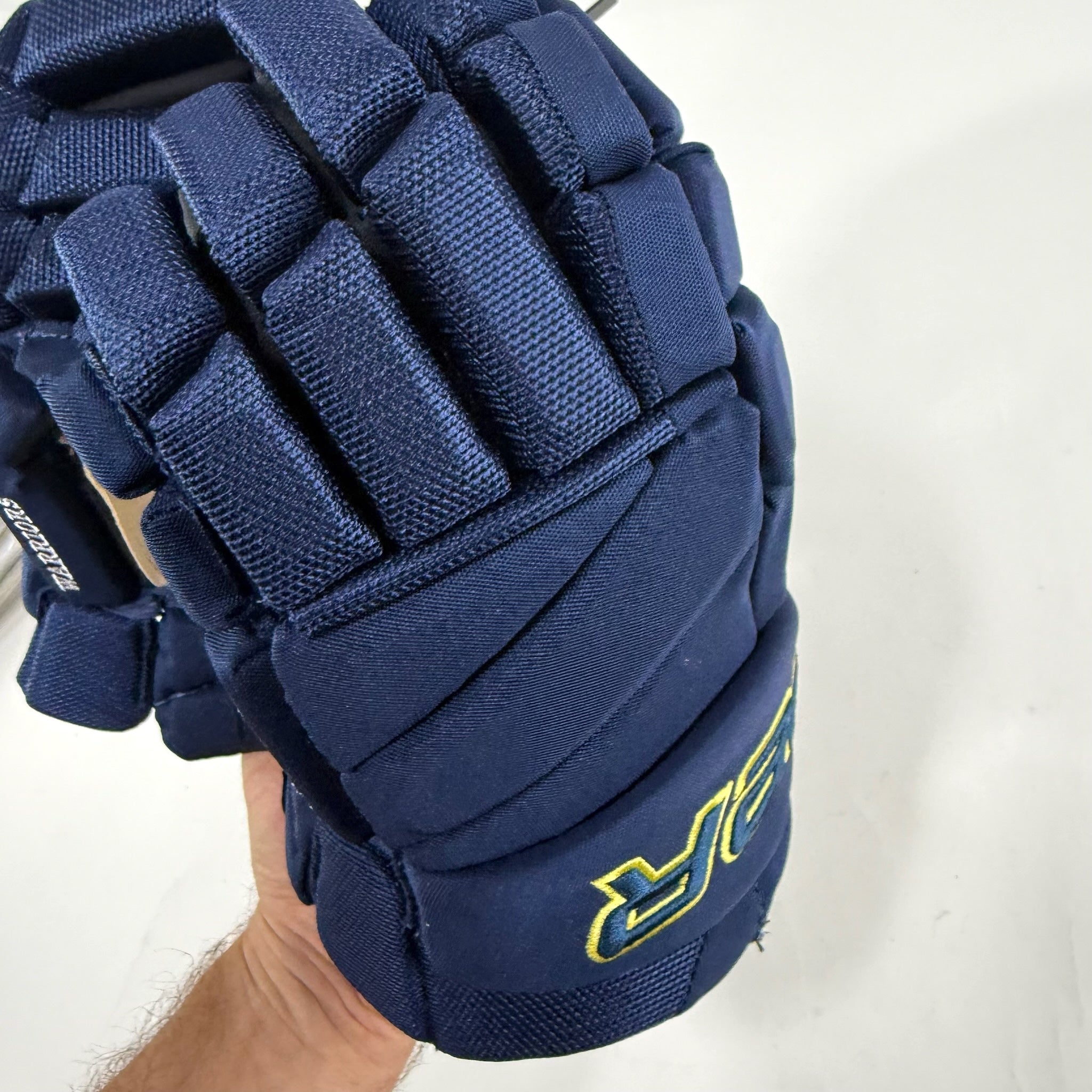 New Navy and Yellow Bauer Vapor Hyperlite Gloves | 14" | B577 - Top Flight Hockey