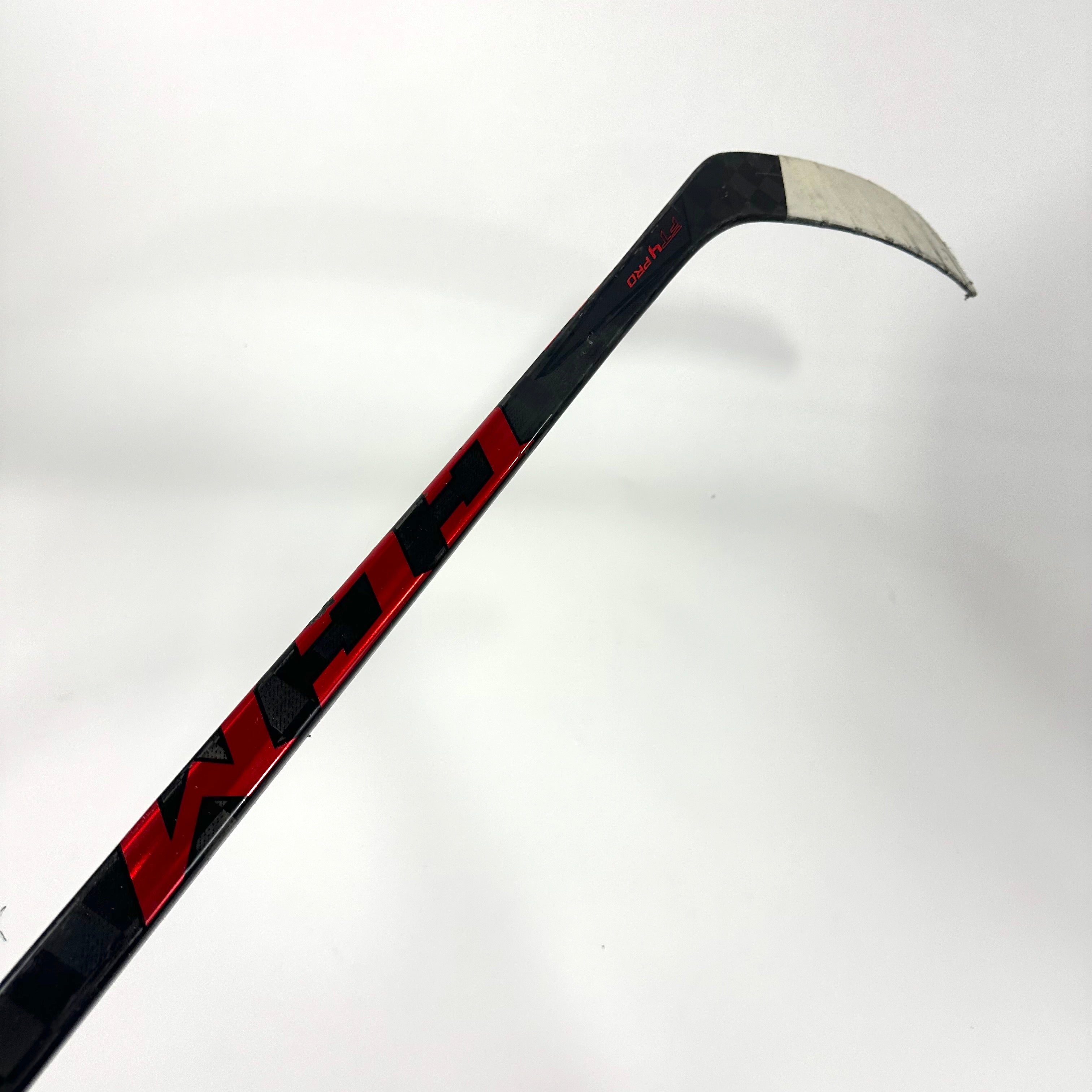 Used Left CCM Jetspeed FT4 Pro 85 Flex P28 Curve Grip | G494