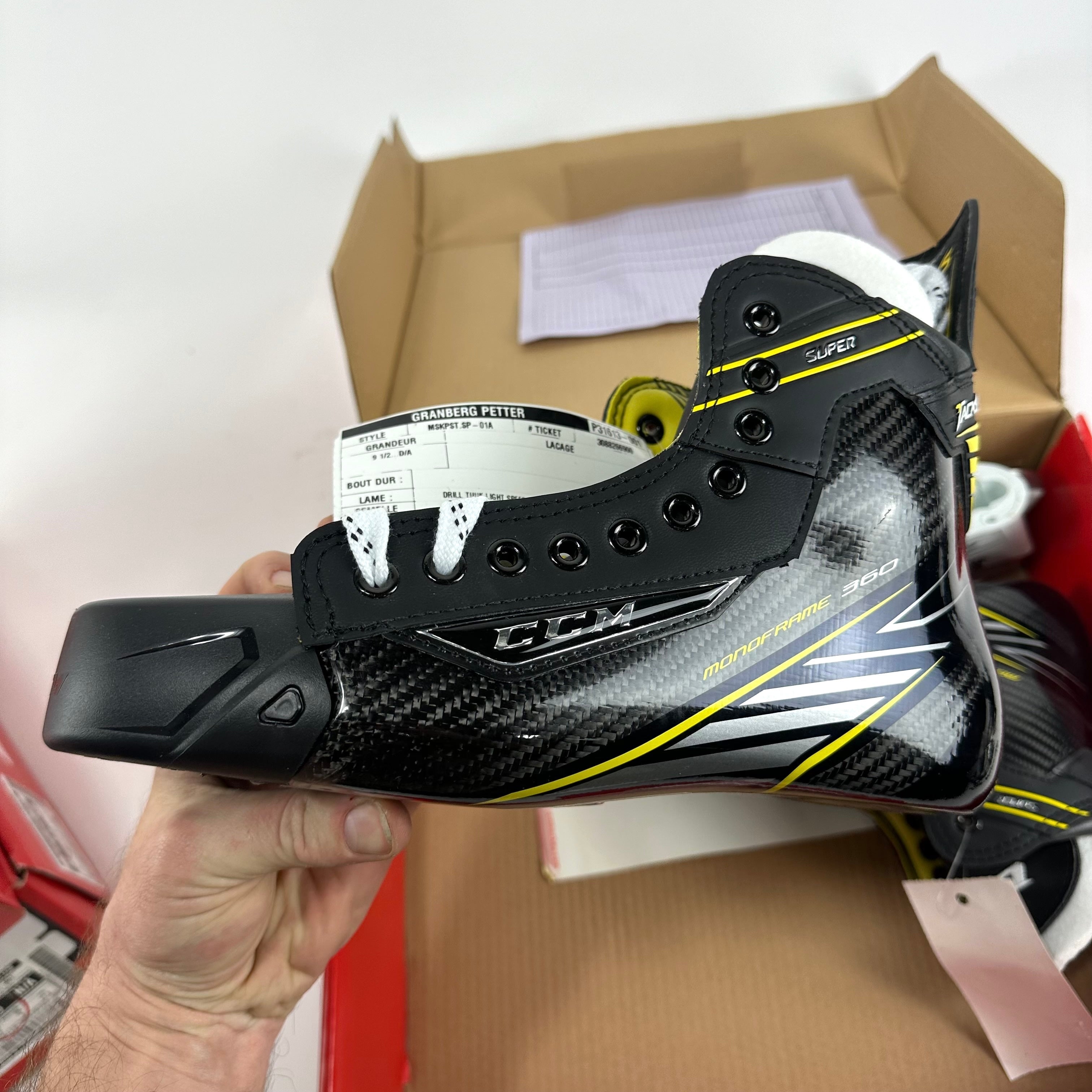 New CCM Super Tacks Skates | 9.5 D | Granberg | C48