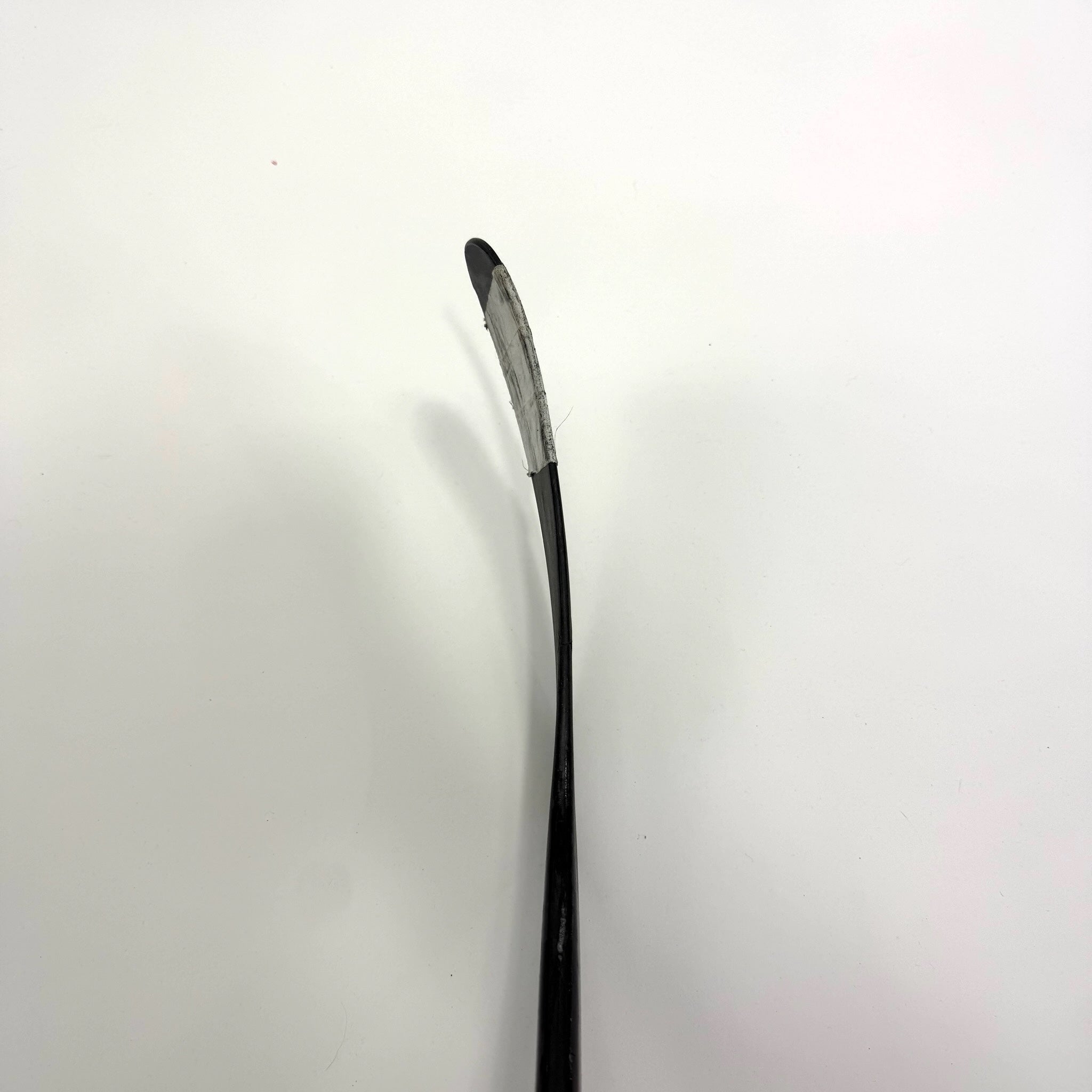 Used Right Black Bauer Vapor Flylite | 77 Flex P90TM Curve Grip | BH504 - Top Flight Hockey