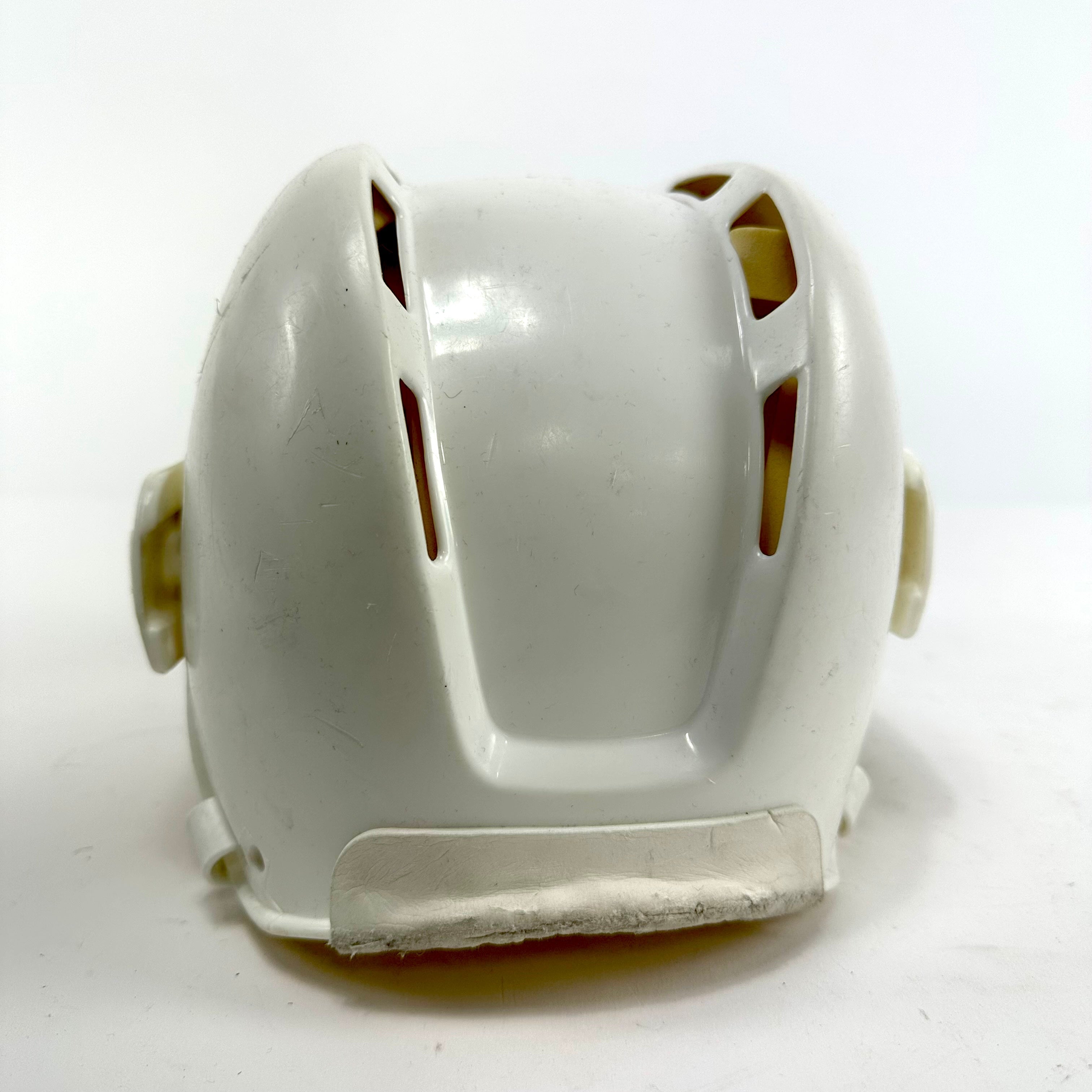 Used White CCM Tacks 652 Helmet | Medium | L318 - Top Flight Hockey