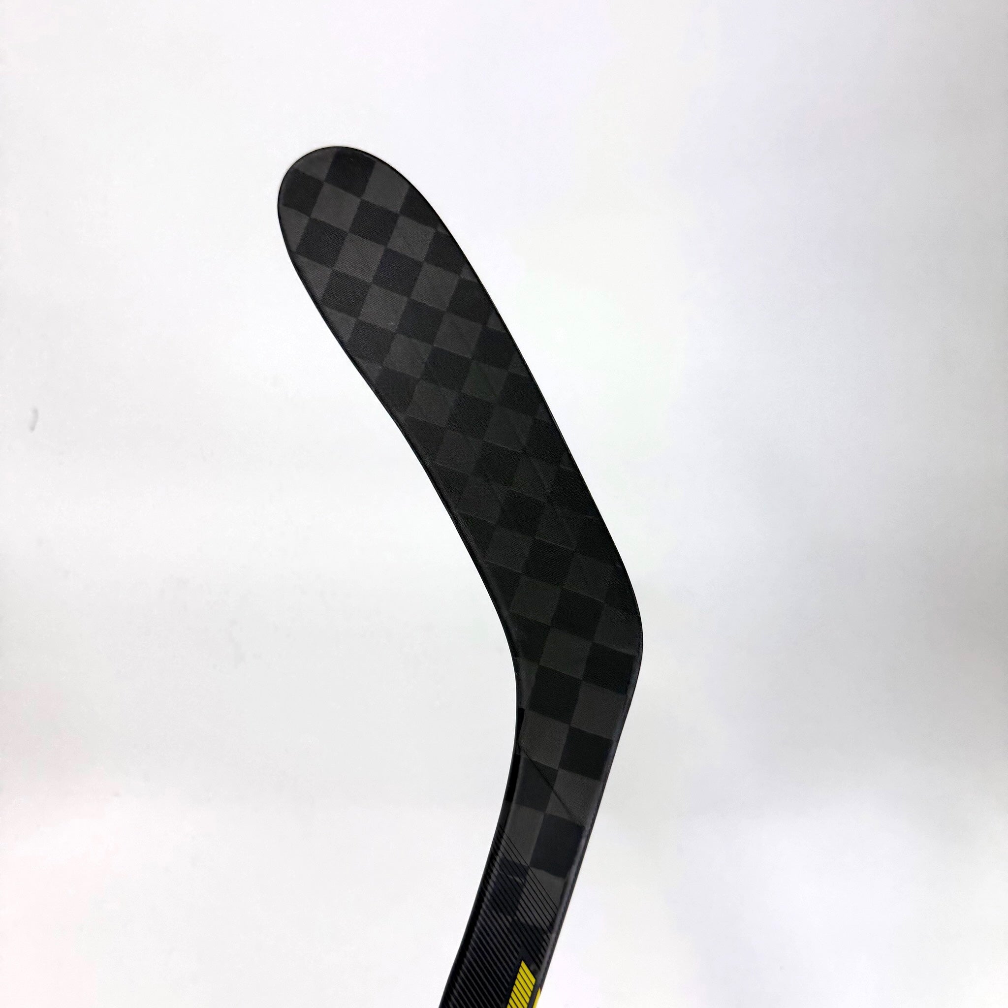New Left CCM Super Tacks AS2 Pro | 65 Flex P28 Curve Grip | F48 - Top Flight Hockey