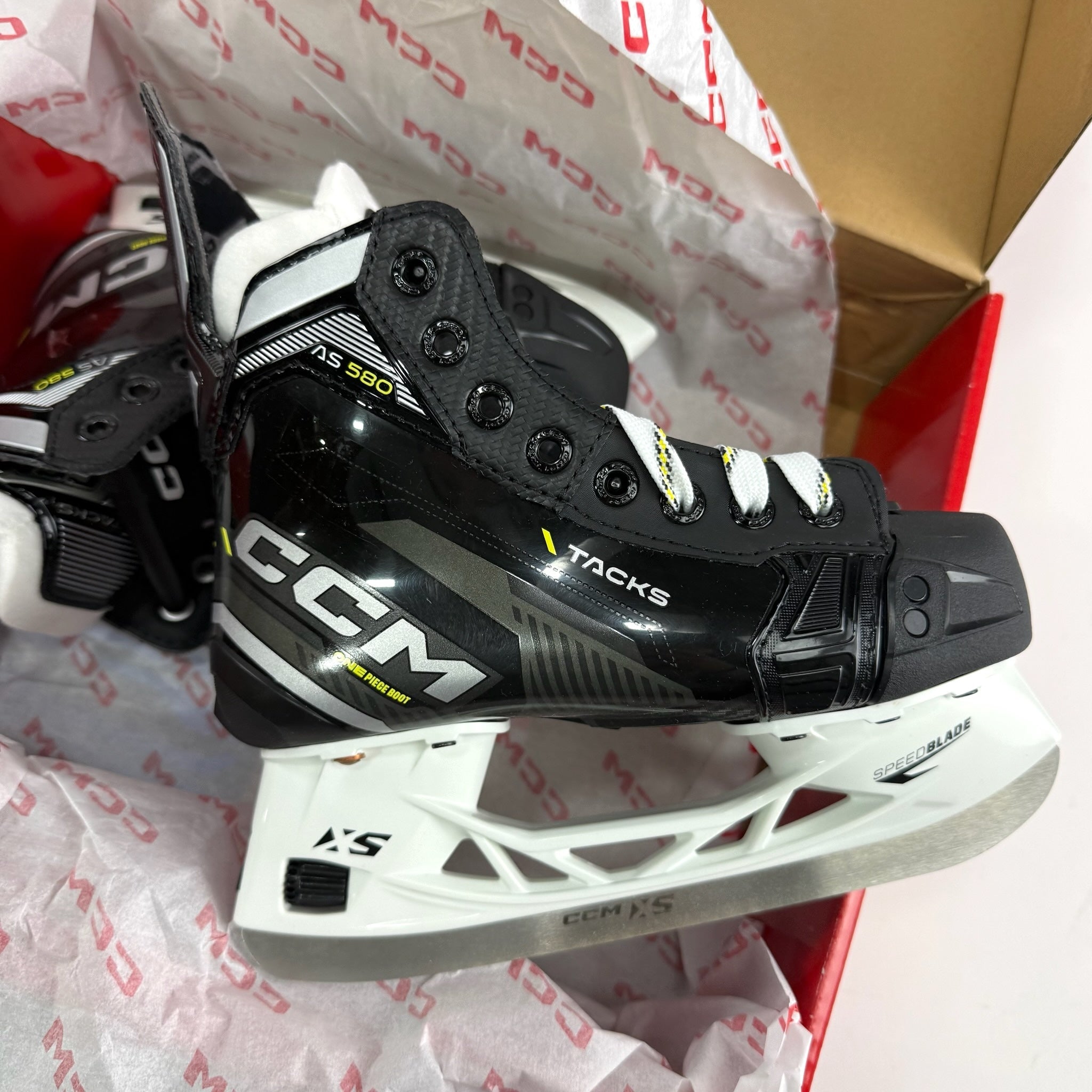 New CCM Tacks AS580 Skates | Jr 1-2 R | J724 - Top Flight Hockey
