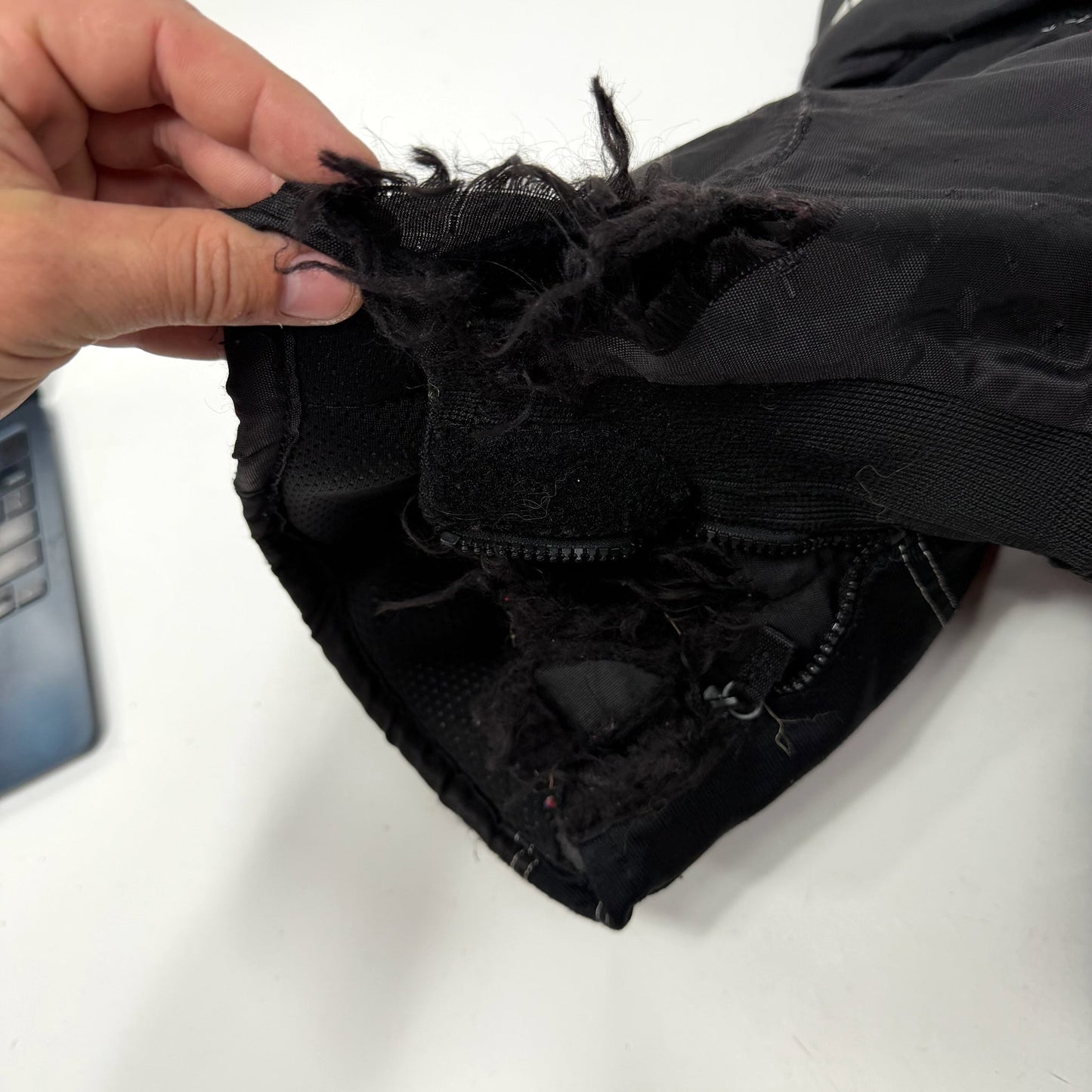 Used Black Reebok 5k Pants | Junior Small | AB497