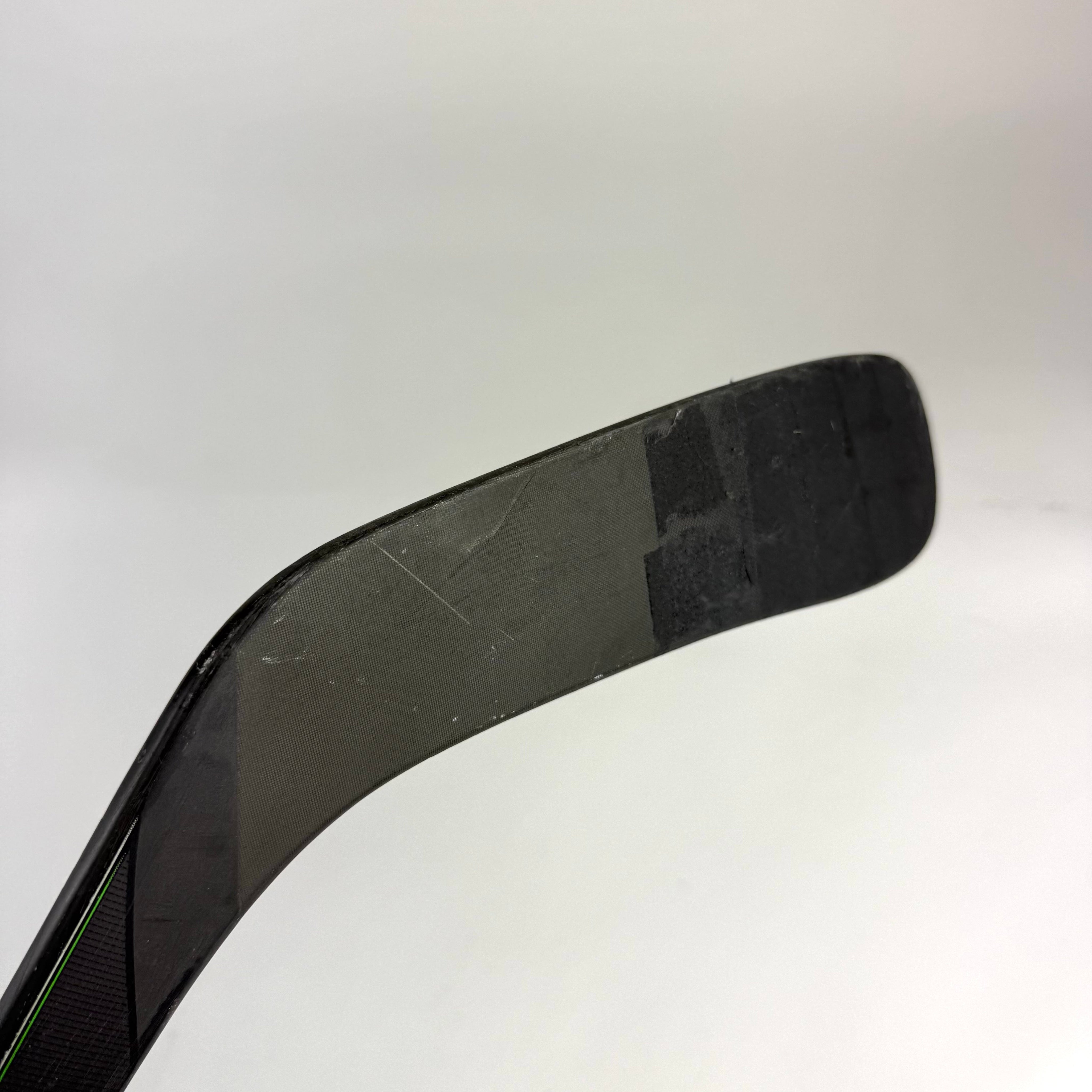 Used Left CCM Ribcor Trigger 4 Pro | 75 Flex P28 Curve Grip | E762 - Top Flight Hockey
