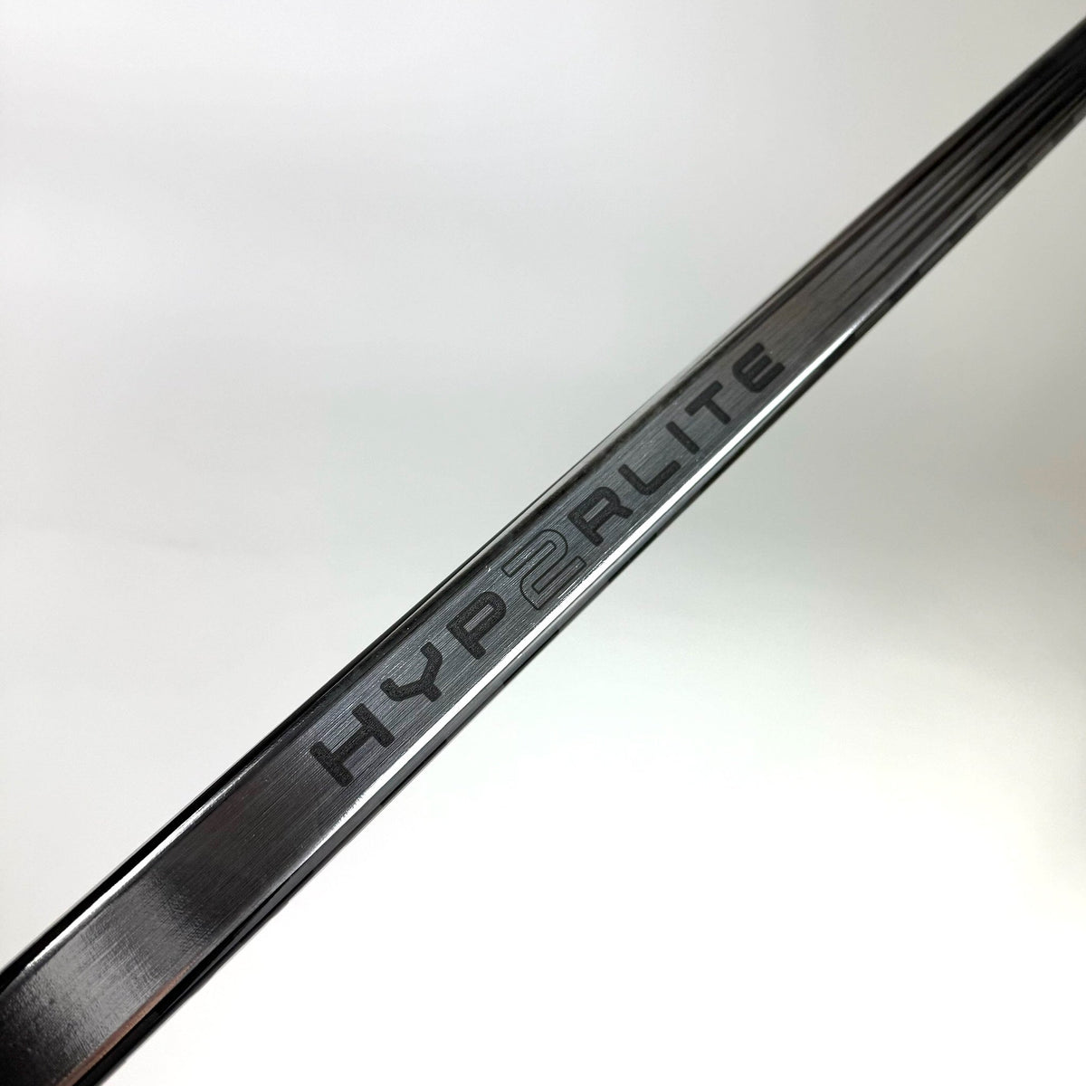 New Left Silver Bauer Vapor Hyperlite 2 | 95 Flex P28 Modified Curve Grip | D267
