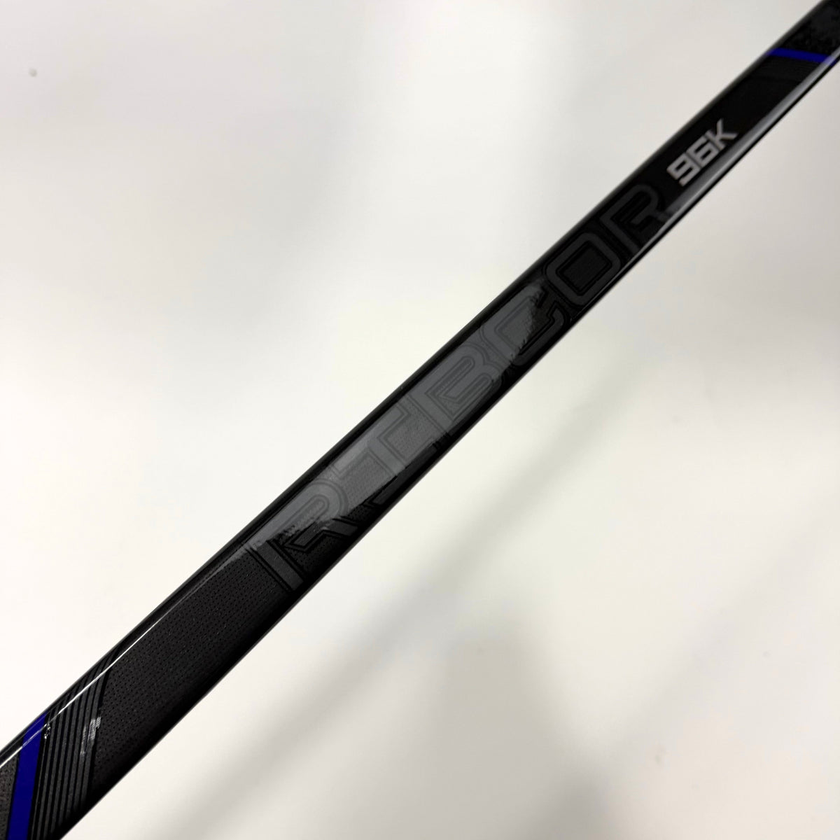 New Right CCM Ribcor 96K | 85 Flex P28 Curve Grip | AB337 - Top Flight Hockey