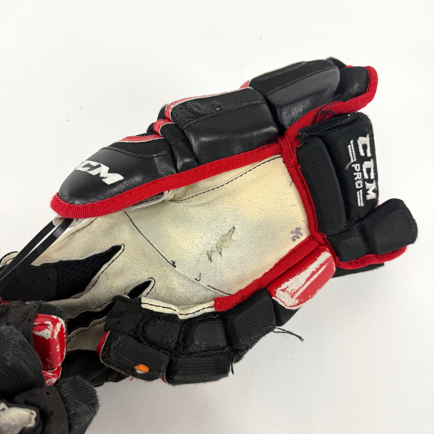 Used Blackhawks CCM HGCL Gloves 14" | L369 - Top Flight Hockey