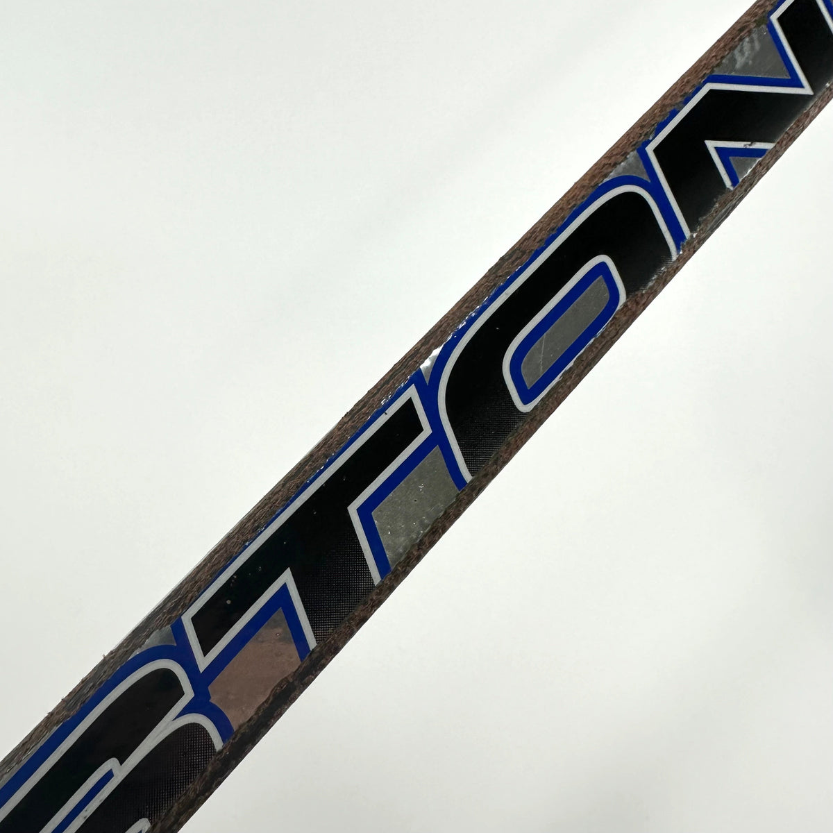 Used Left Easton Synergy Elite | 90 Flex Heel Curve Non Grip | Daley | G424 - Top Flight Hockey