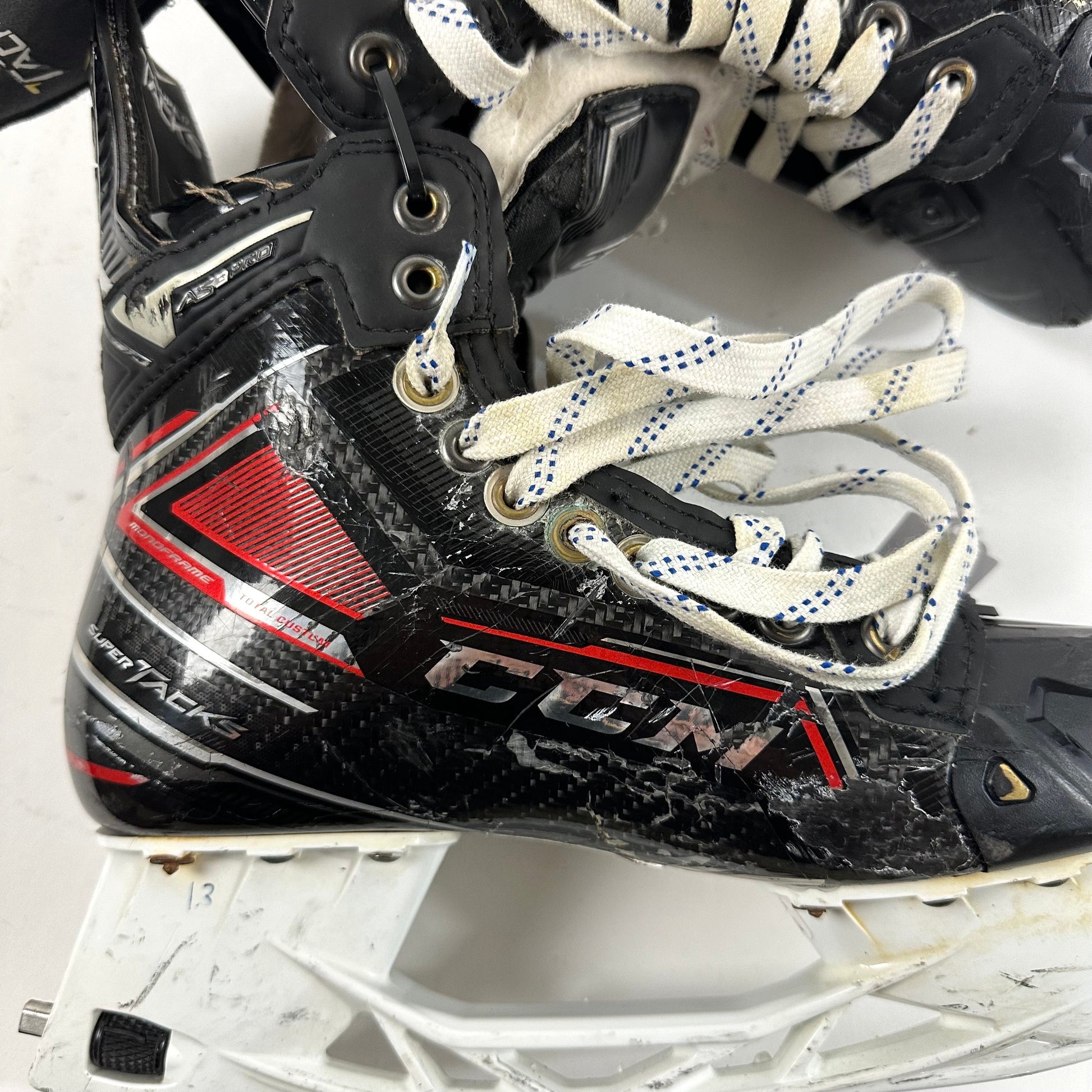 Used Red CCM Super Tacks AS3 Pro Skates | Size 6D | A237 - Top Flight Hockey