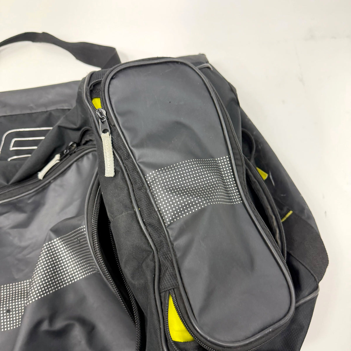 Used Black Bauer Player Bag | AB174 - Top Flight Hockey