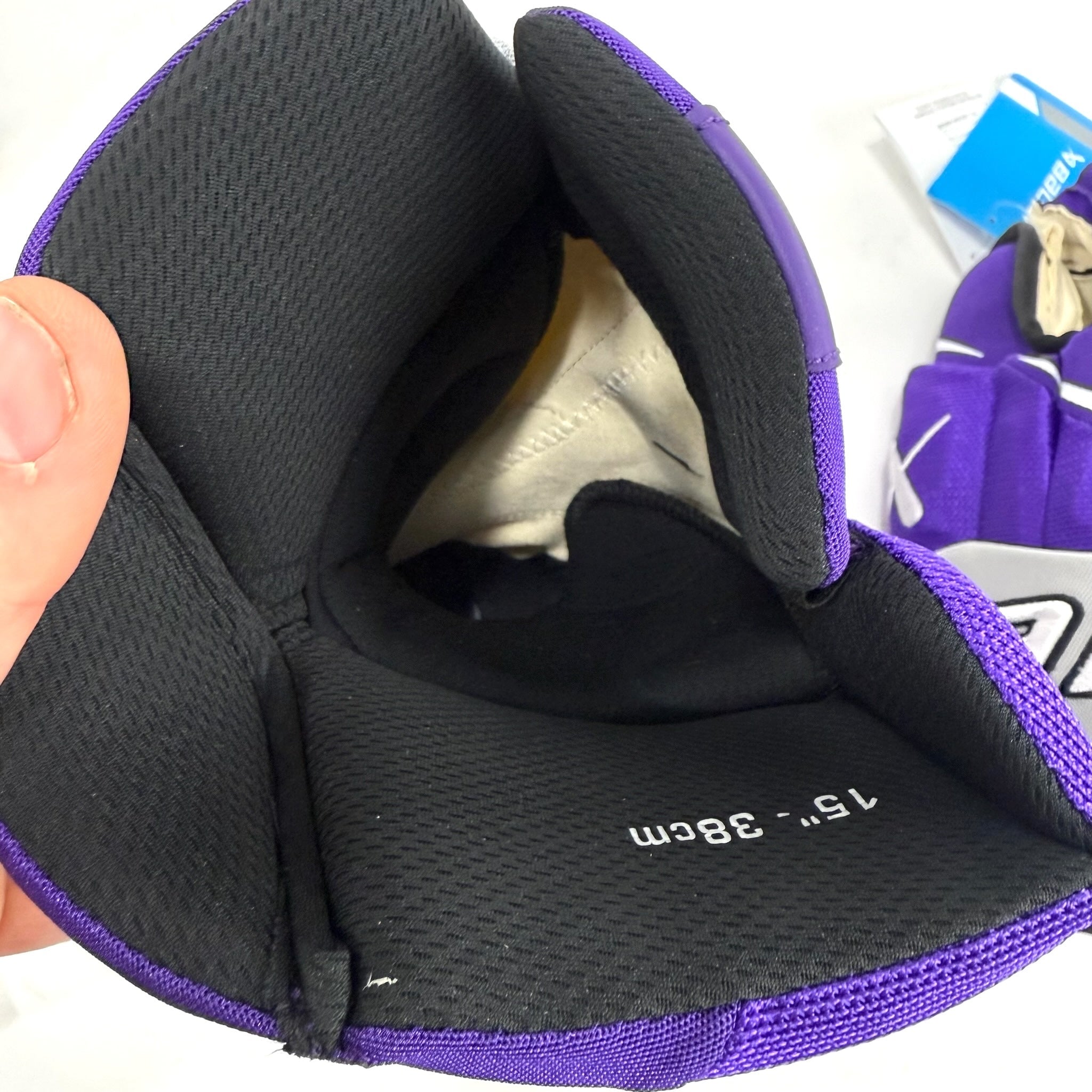 Brand New Purple Bauer Vapor Pro Stock Hockey Gloves - 15"