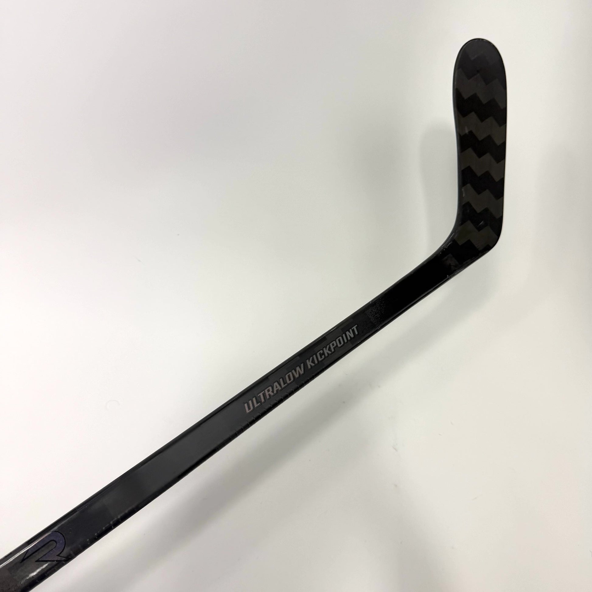 New Left CCM Ribcor Trigger 10 Pro | 100 Flex P28 Curve Grip | AB968 - Top Flight Hockey