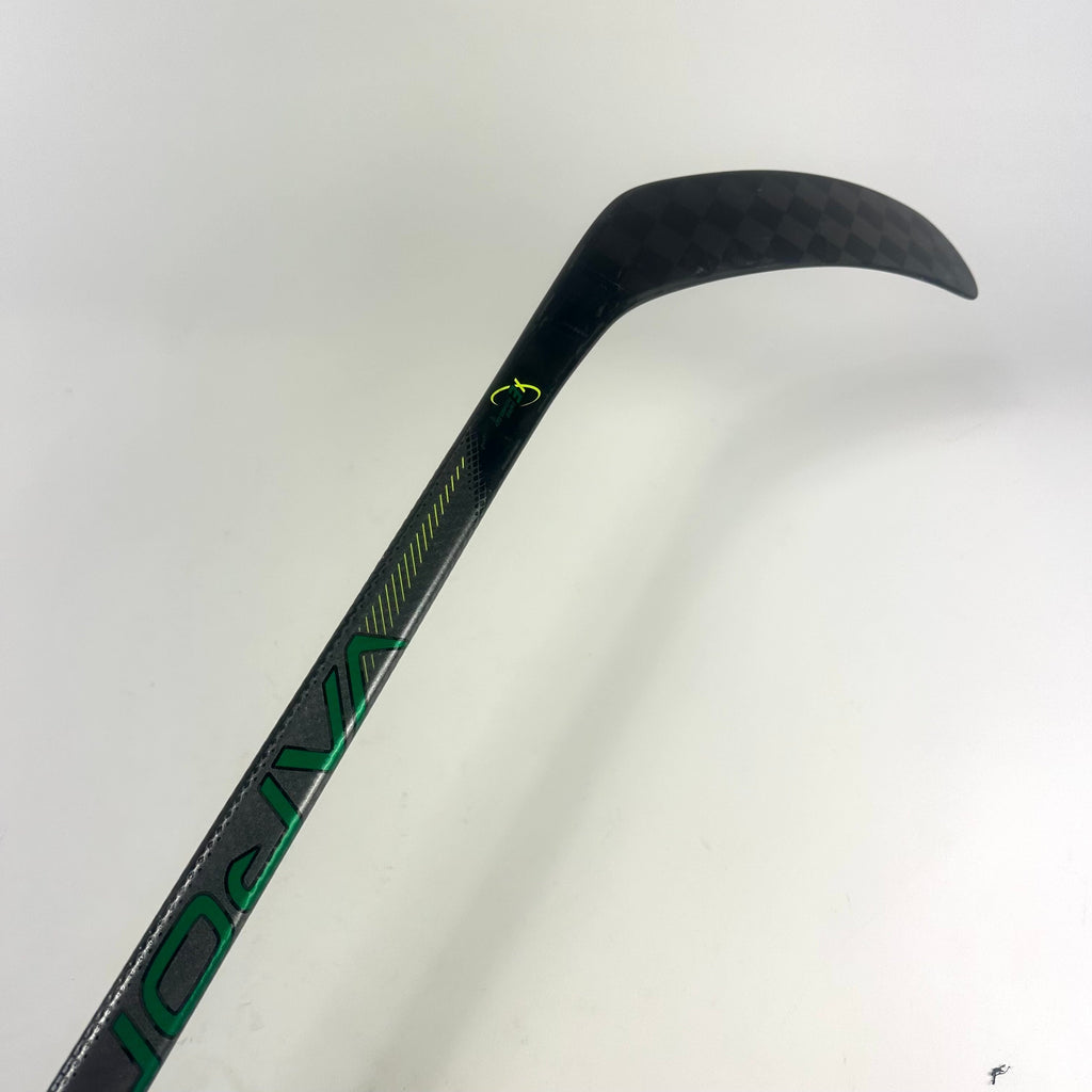 Used Left Green Bauer Vapor Flylite | 77 Flex P92M Curve Grip | Janmark | L484 - Top Flight Hockey