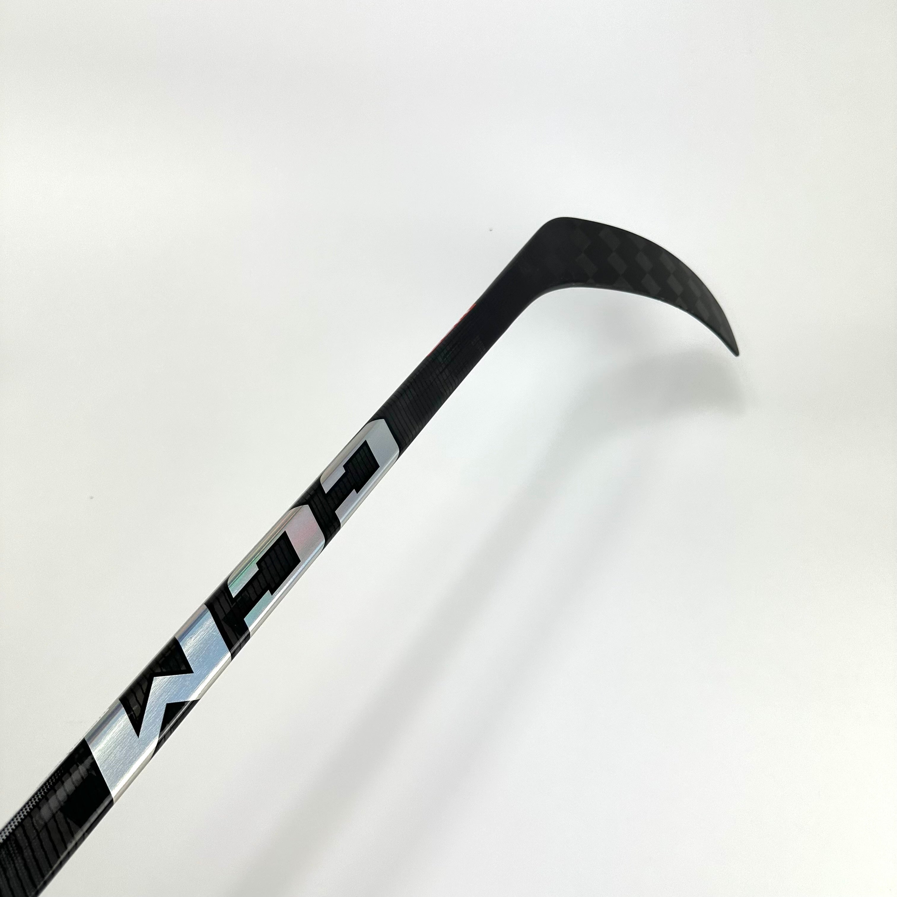 New Left Chrome CCM Jetspeed FT6 Pro | 95 Flex P90M Curve Grip | Forsling | L89