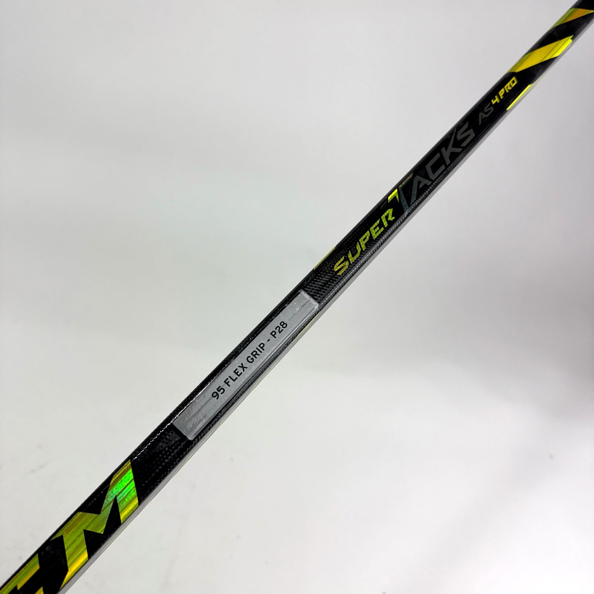 New Left CCM Super Tacks AS4 Pro | 95 Flex P28 Curve Grip | F70 - Top Flight Hockey