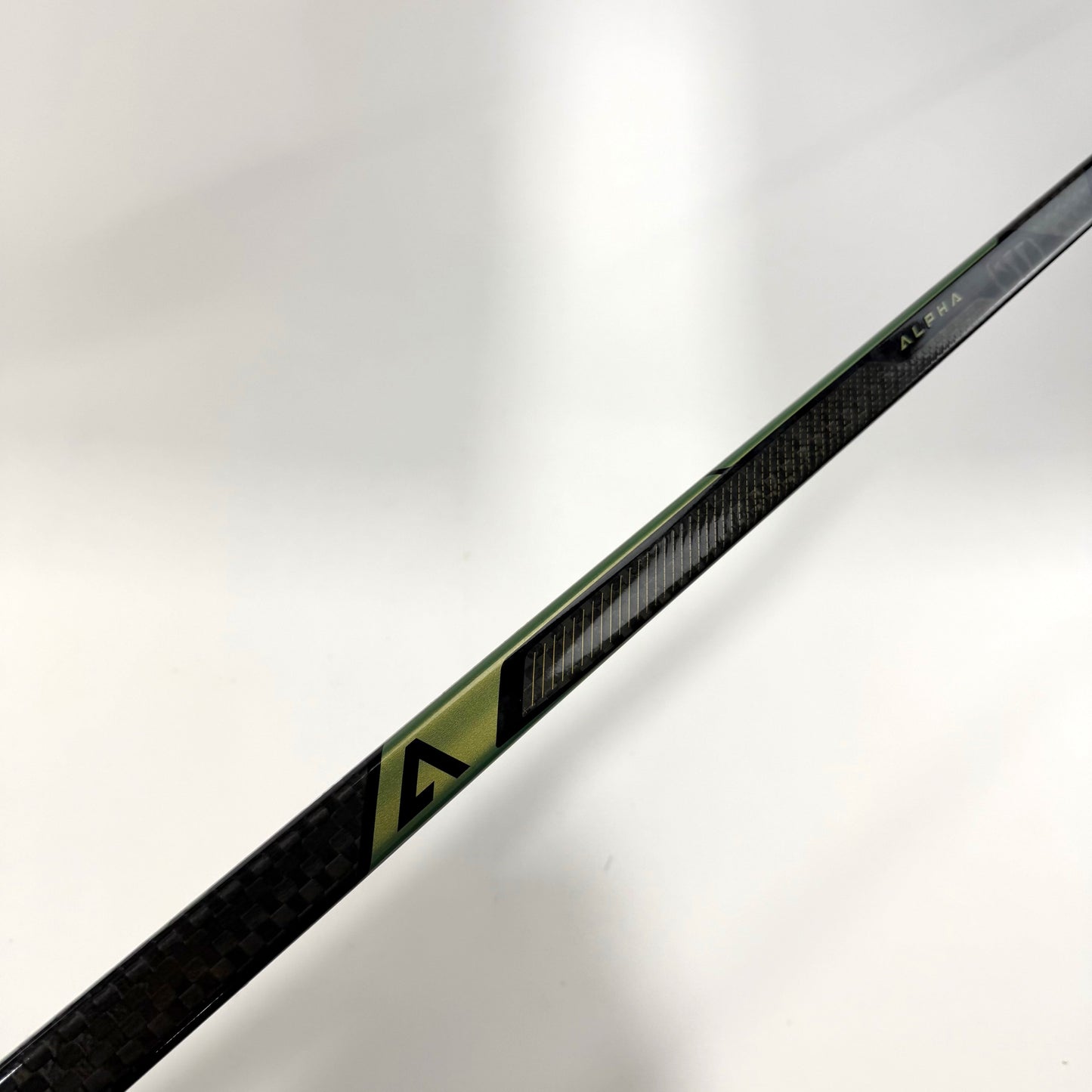 Used Left Warrior Alpha LX3 | 85 Flex W28 Curve Grip | AB904