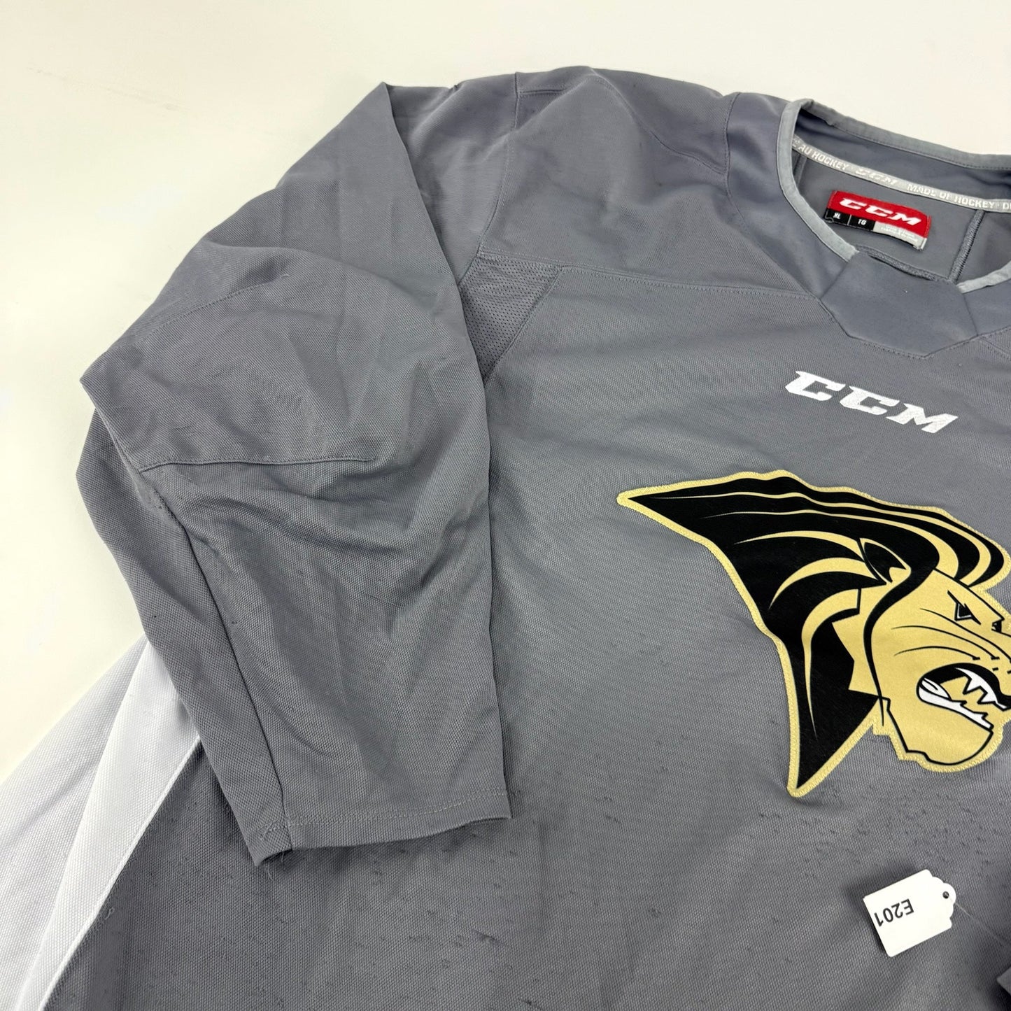 Used Grey Lindenwood CCM Practice Jersey | XL | E201