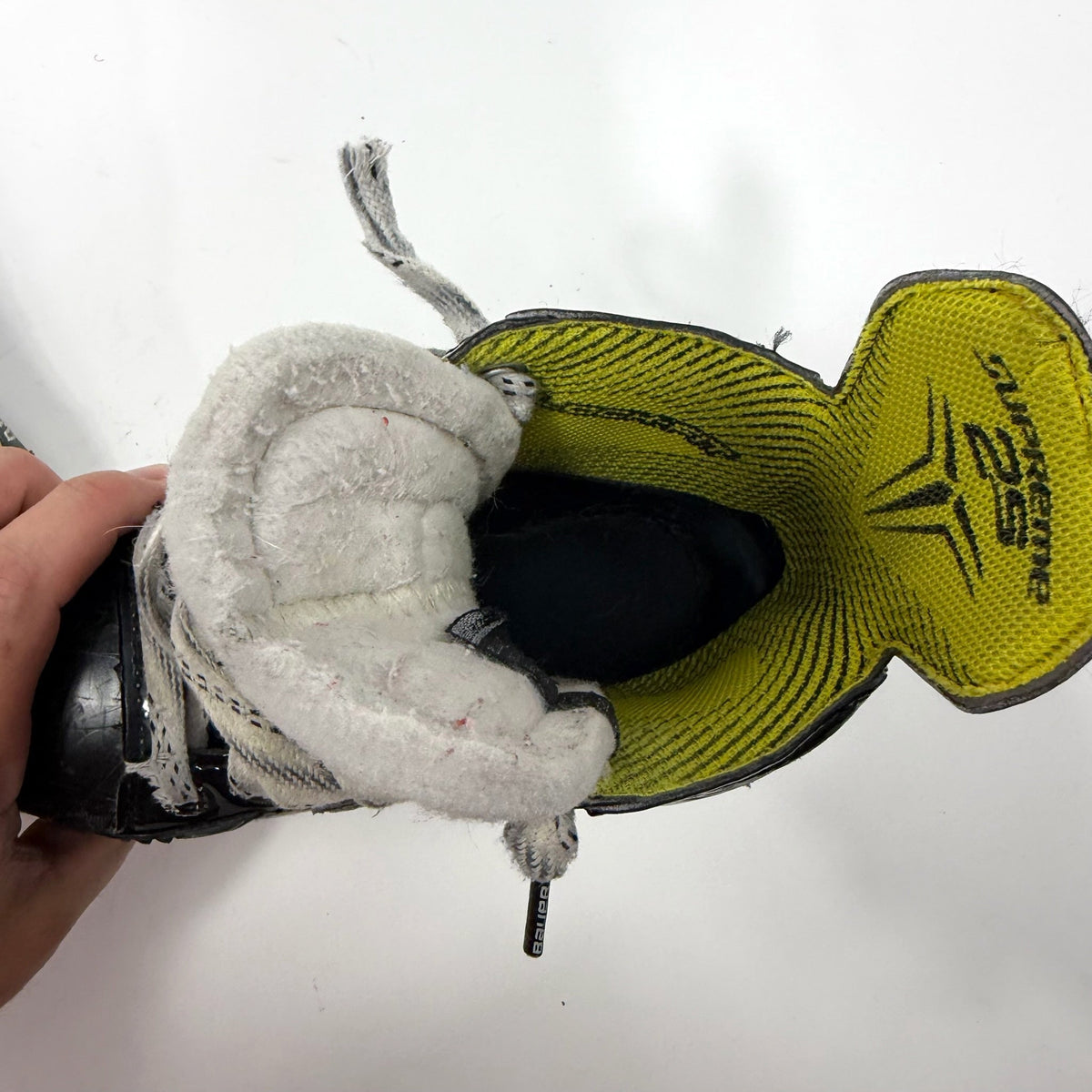 Used Bauer Supreme 2S Skates | Yth 12.5 D | AB380 - Top Flight Hockey