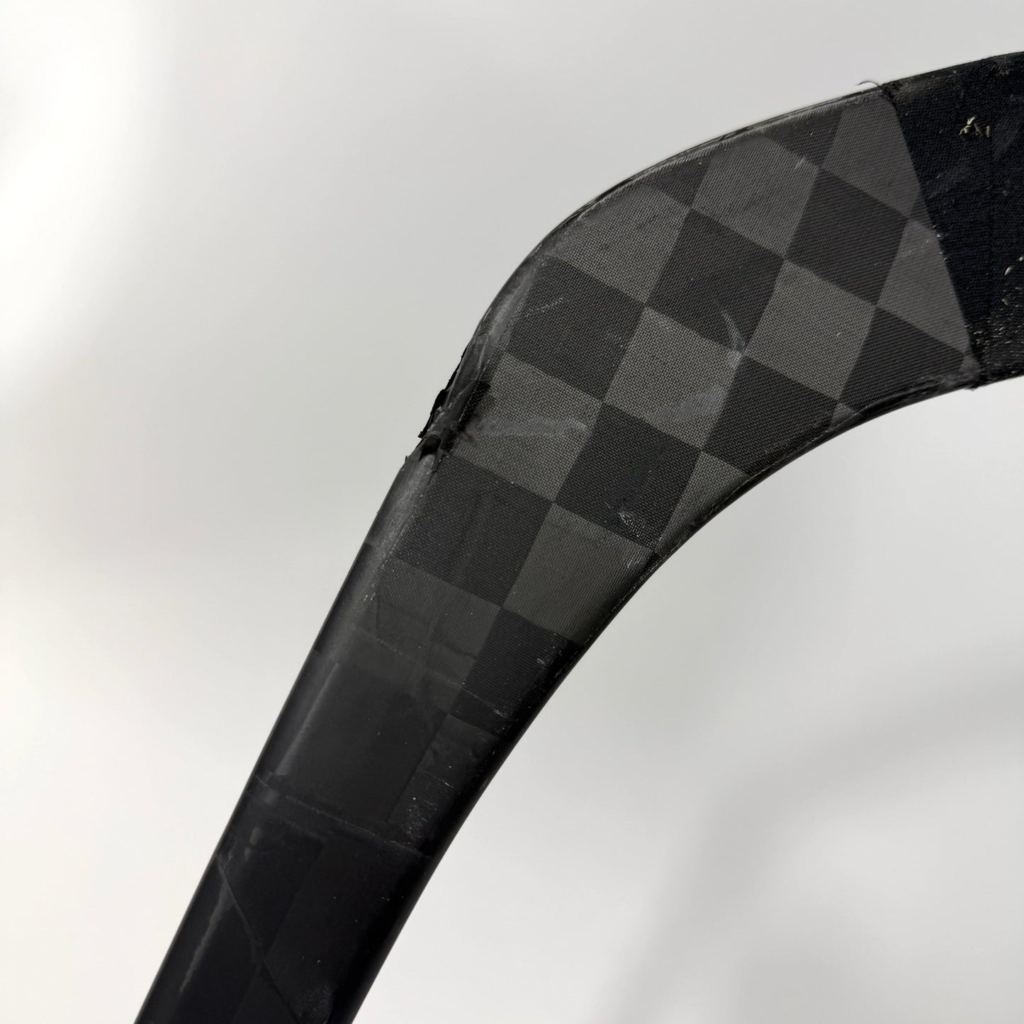 Used Left Red Bauer Flylite | 77 Flex P92 Curve Grip | AB978