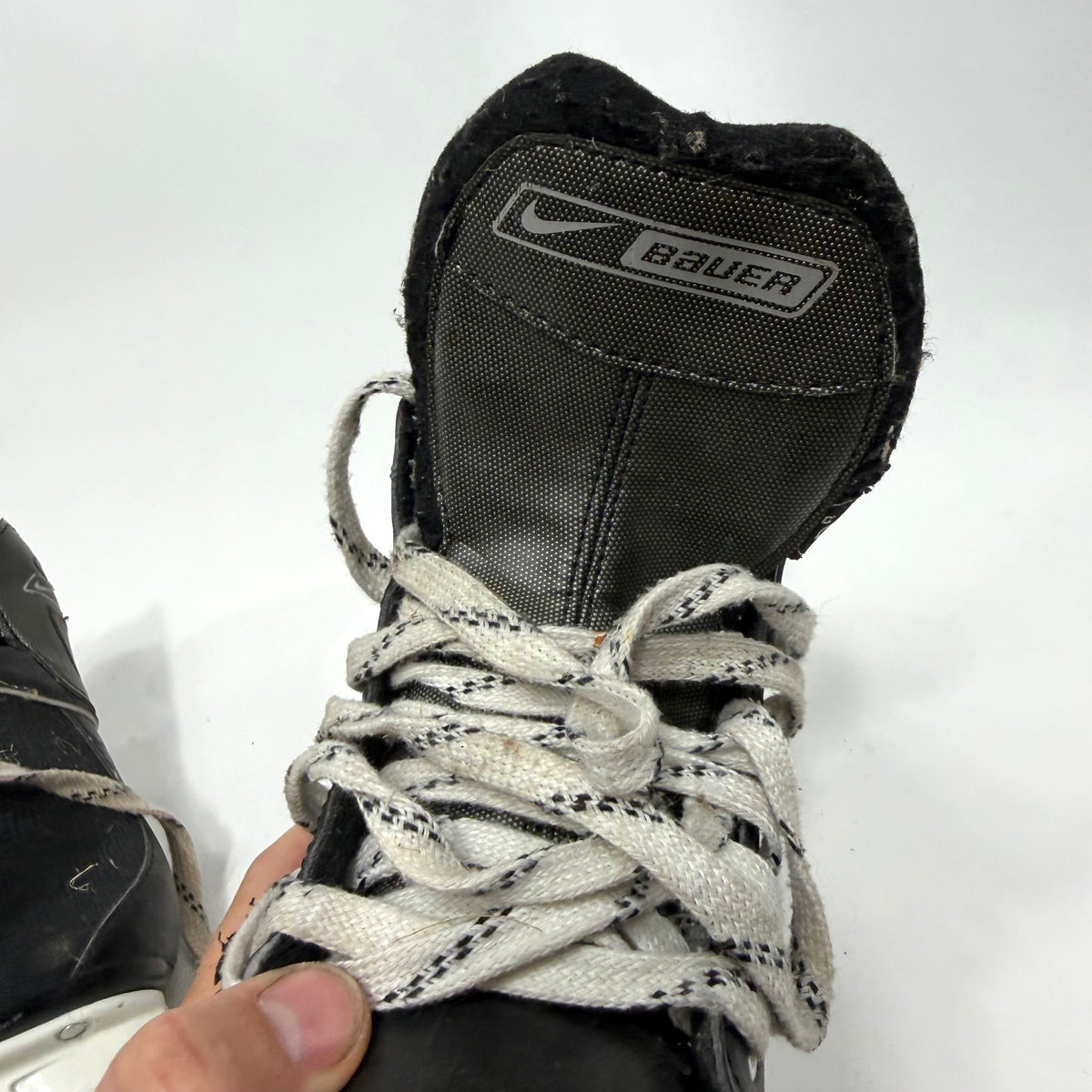Used Nike Bauer One05 Skates | Size 2 Regular | AB214 - Top Flight Hockey