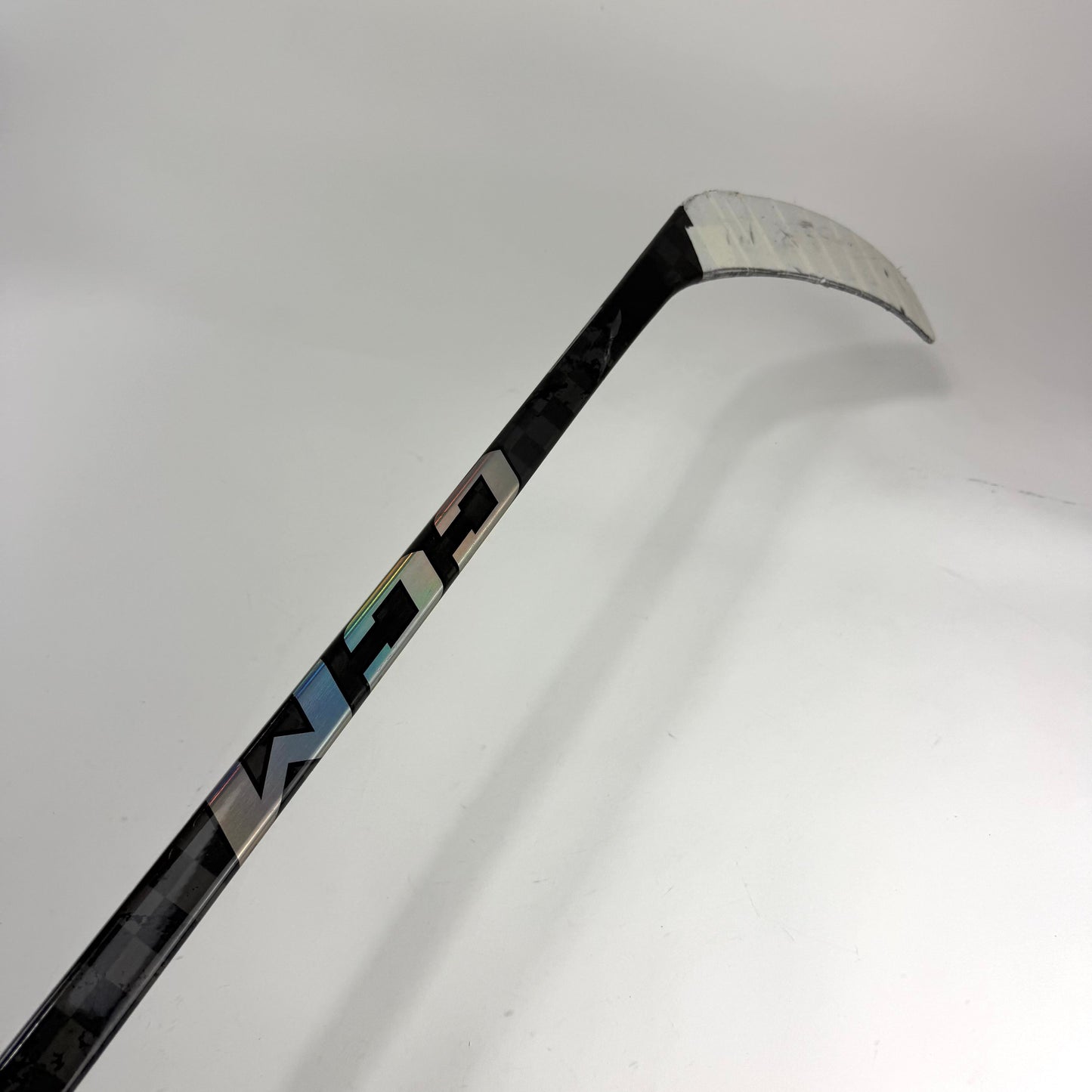 Used Left CCM Ribcor Trigger 9 Pro | 90 Flex P92M Curve Grip | E764