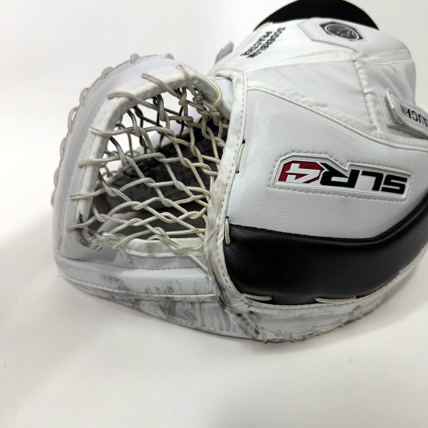 Used Chicago Blackhawks Soderblom Vaughn SLR4 Goalie Gloves | Regular | BH380