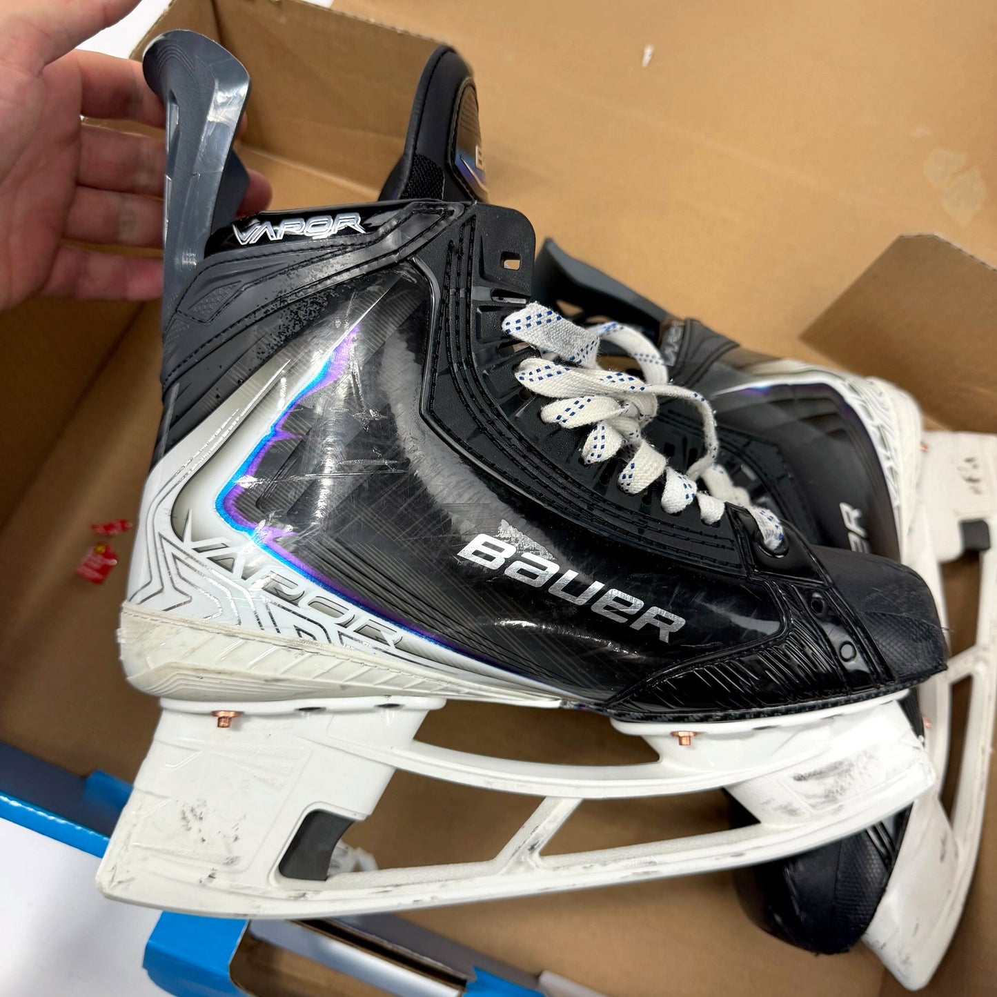 Lightly Used Bauer Vapor Flylite Skates | Size 8.5 Fit 2 | AB712