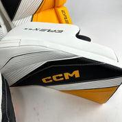 Brand New CCM 6.5 White, Yellow, and Black Full Goalie Set - 34" +1" Pads - 581 Degree Break Glove