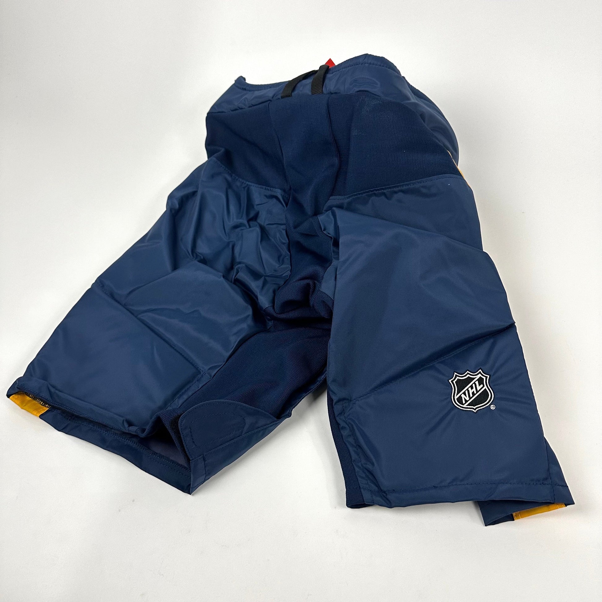 Brand New Navy and Yellow PP90cv Nashville Predators Shell - Multiple Sizes Available - Top Flight Hockey