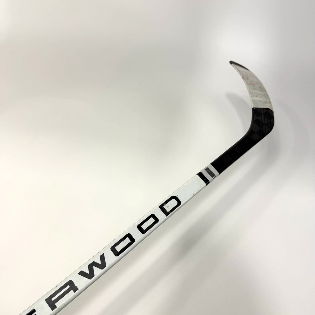 Used Right Sherwood Feather Balanced | 70 Flex P92 Curve Grip | AB564