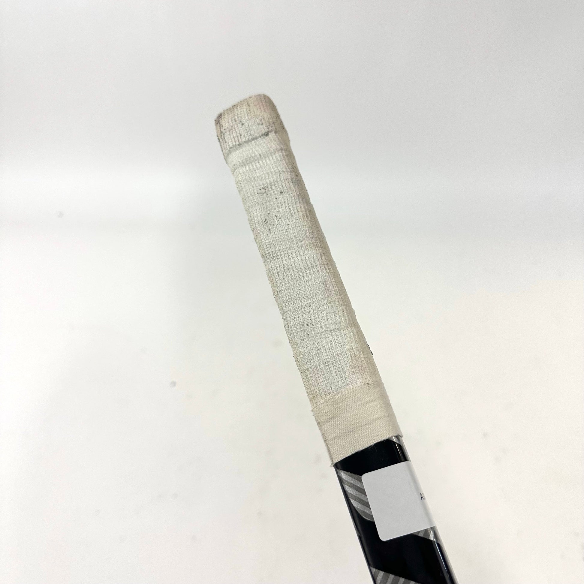 Used Left Handed White Warrior Alpha LX Pro | 90 Flex | P92 Curve | Dadonov | Grip | A304 - Top Flight Hockey