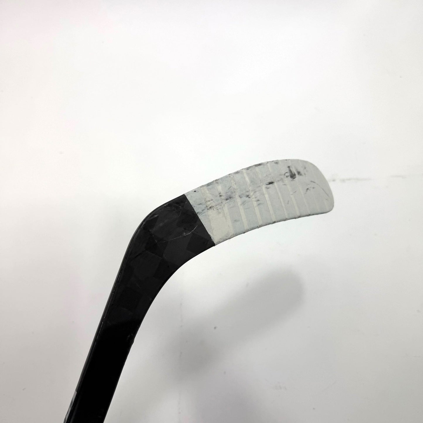 Used Left Black CCM Jetspeed FT8 Pro | 95 Flex P92 Curve Grip | Jason Dickinson | BH130
